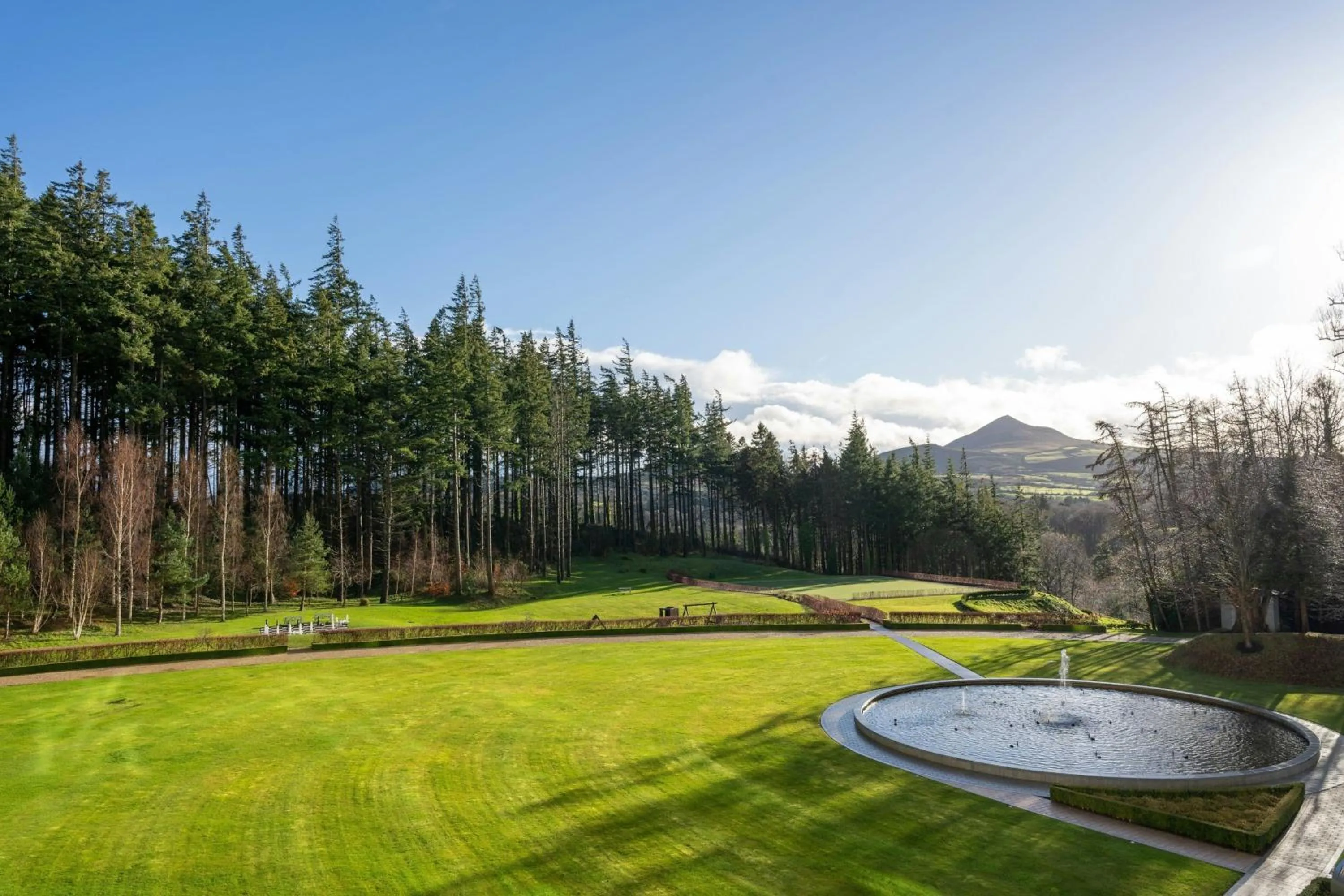 Lounge or bar in Powerscourt Hotel, Autograph Collection