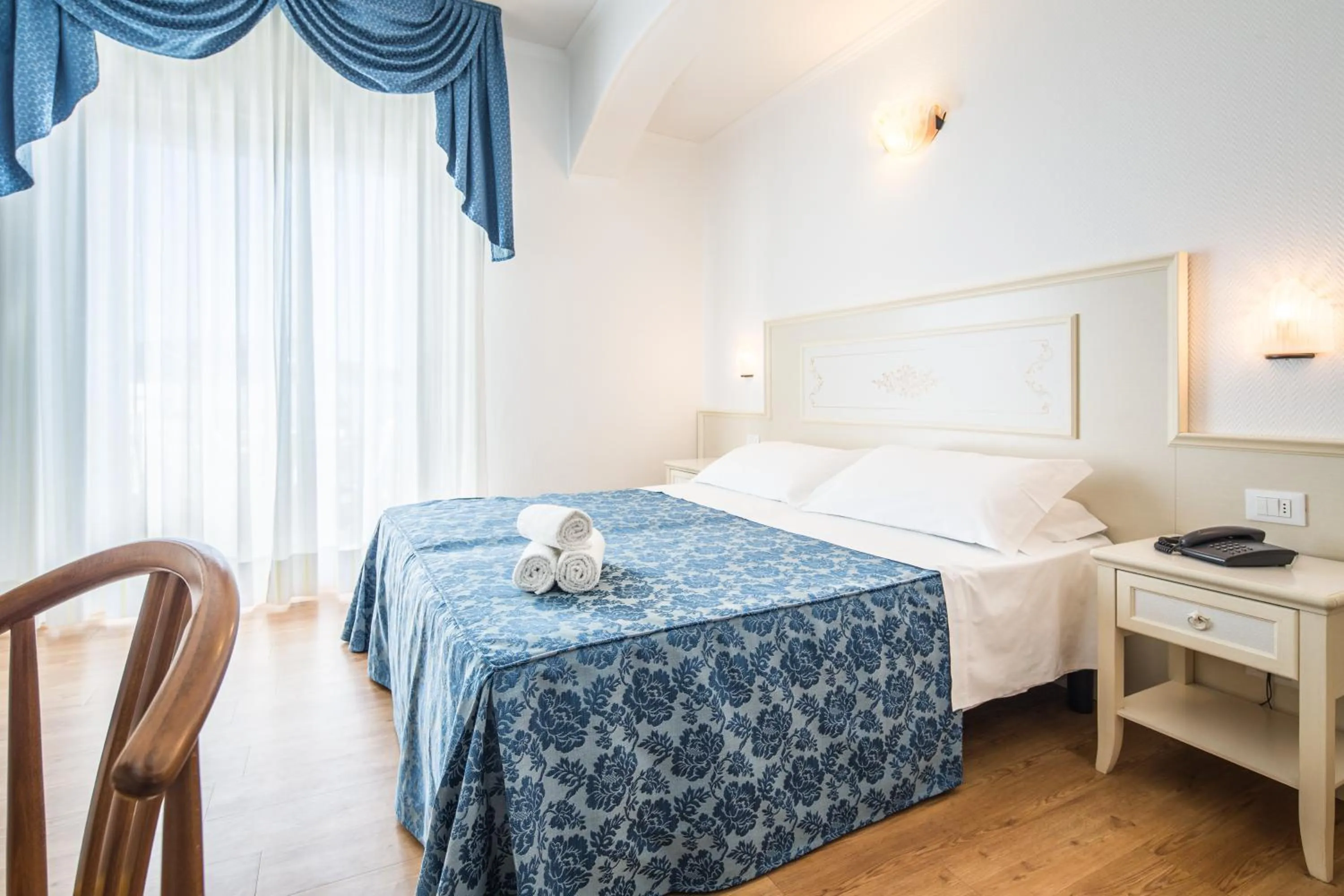 Day, Bed in Hotel Principe