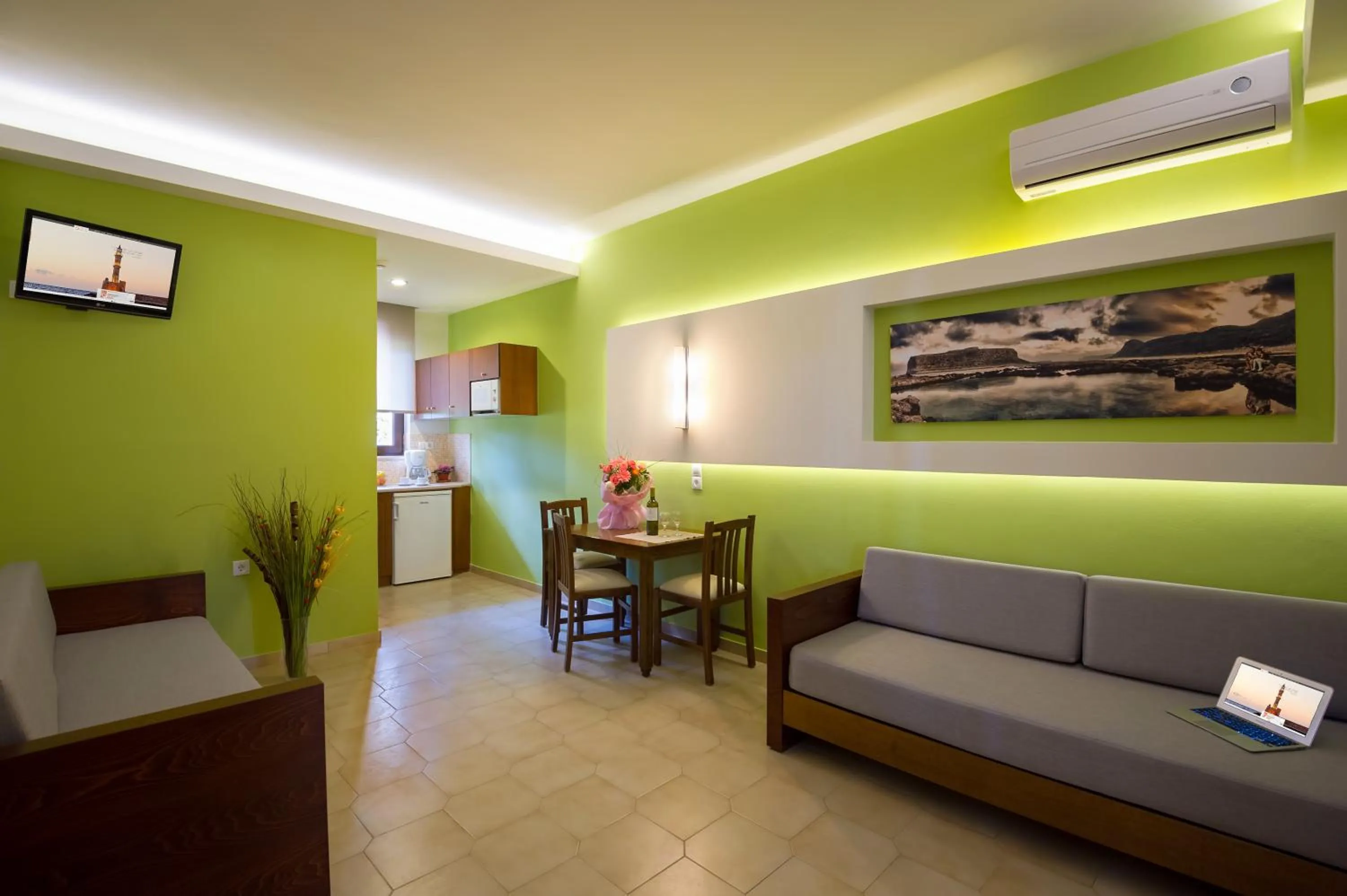 Kitchen or kitchenette in Oscar Suites & Village