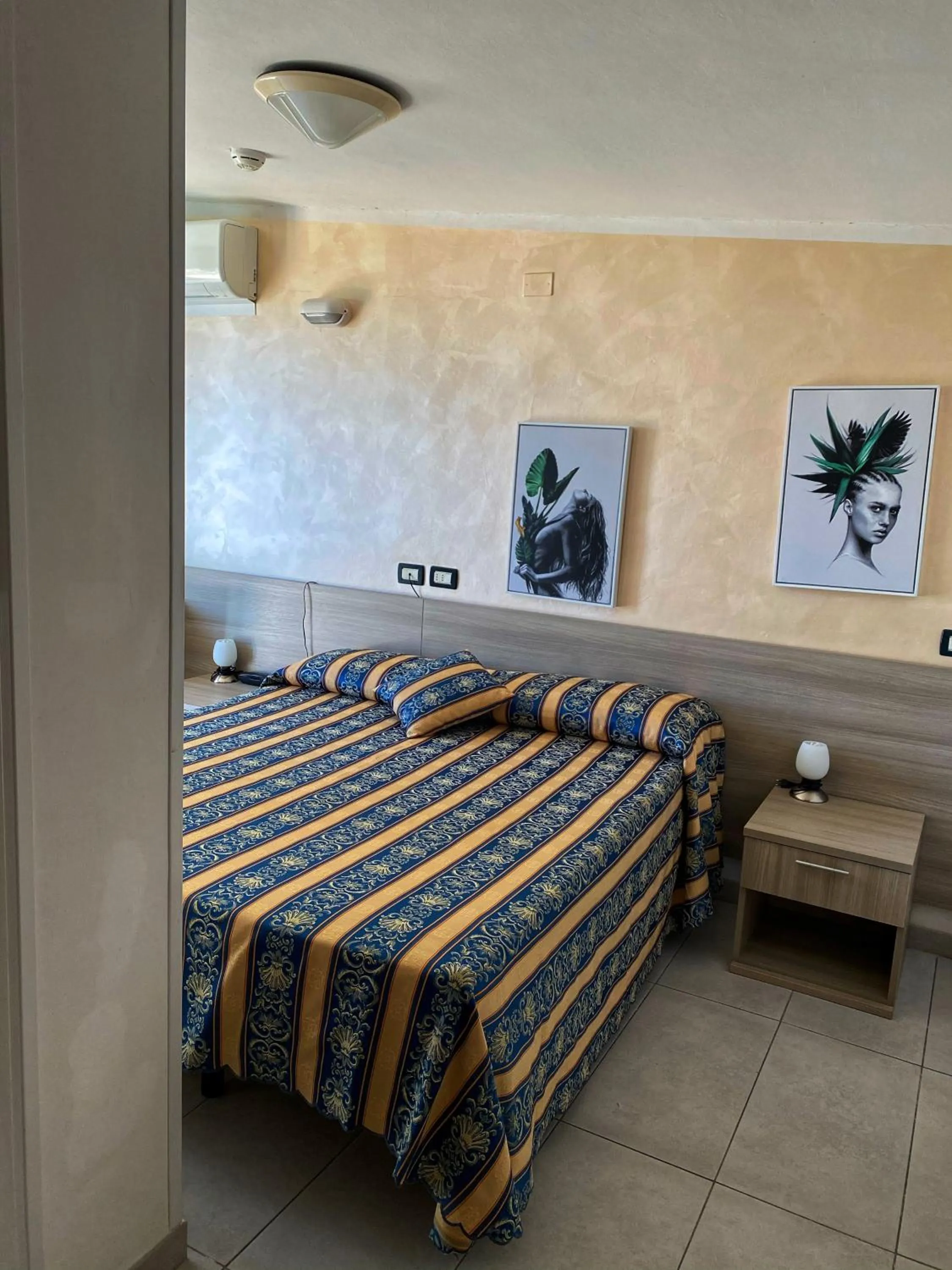 Bedroom, Bed in Hotel Amoha