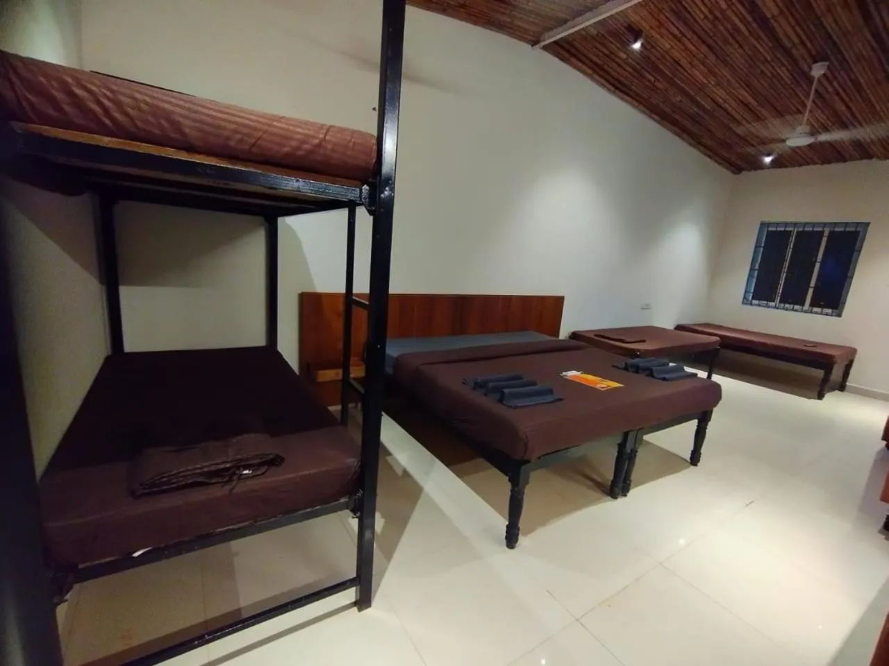 Bed in The Baga Village-70 Mtrs From the Baga Beach