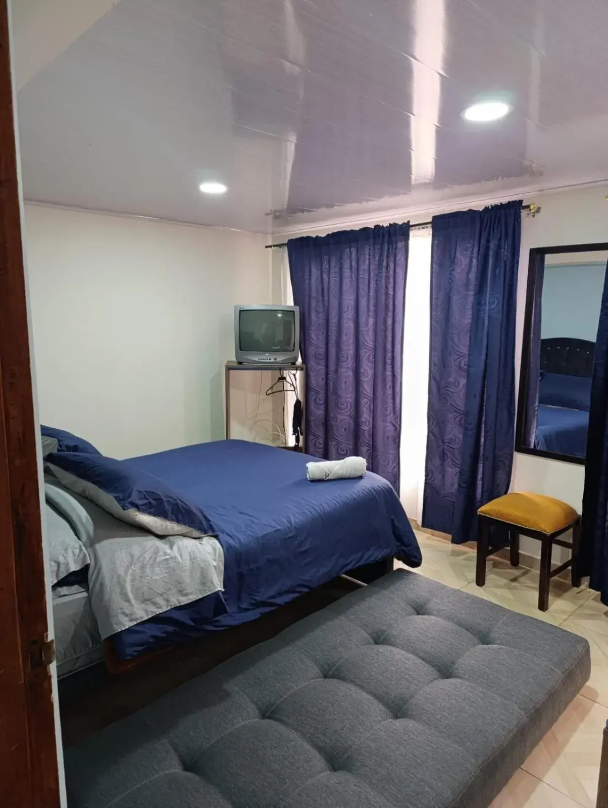 Deluxe Queen Room - single occupancy in Hospedaje Room's El Dorado Deluxe Queen Room - single occupancy in Hospedaje Room's El Dorado