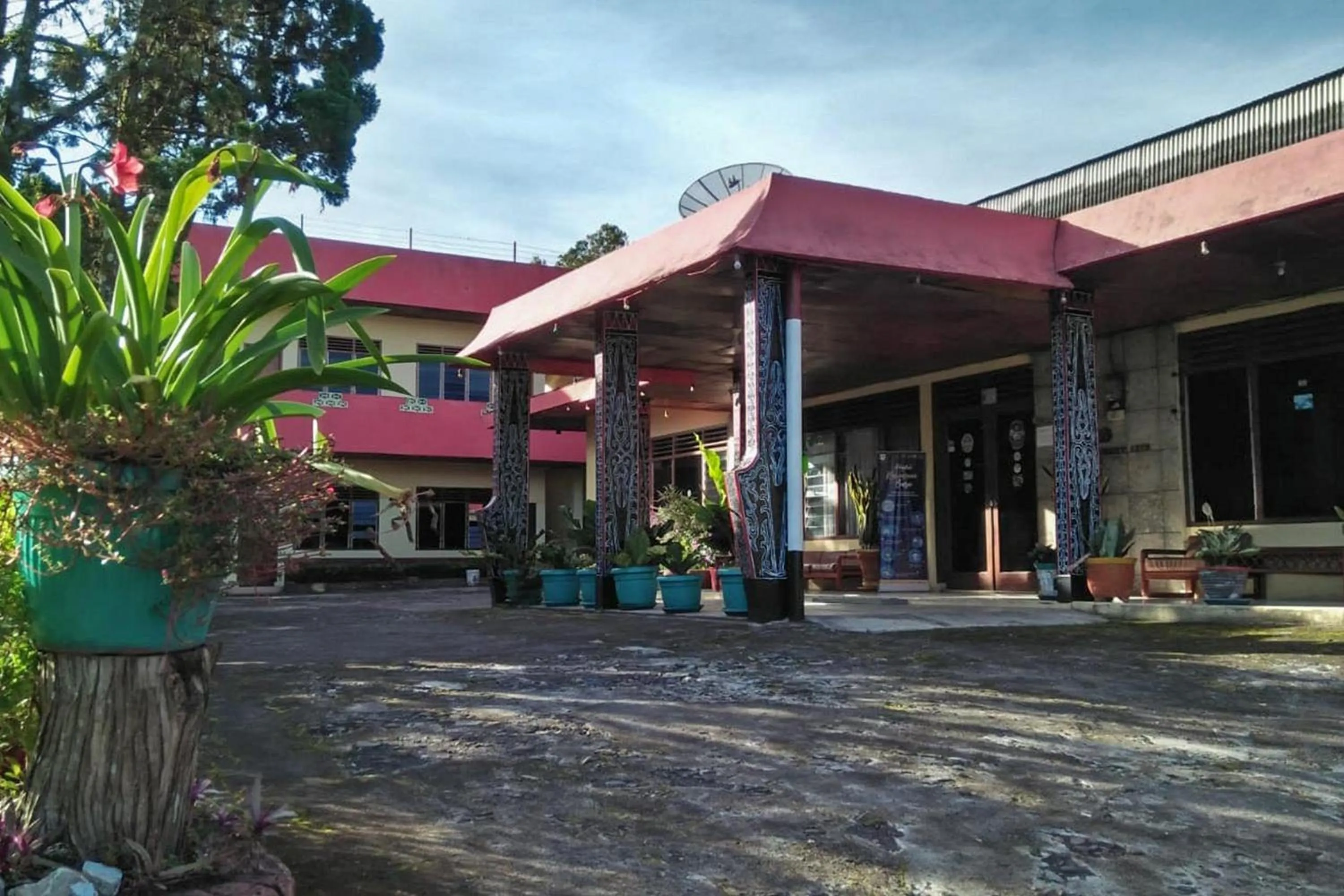 Hotel Olibert Parapat Ajibata Mitra RedDoorz