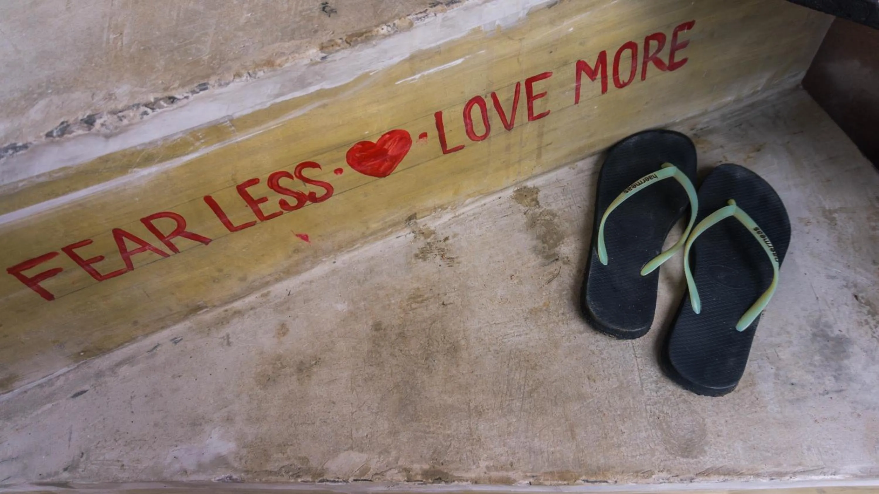 Decorative detail in Happiness Hostel El Nido