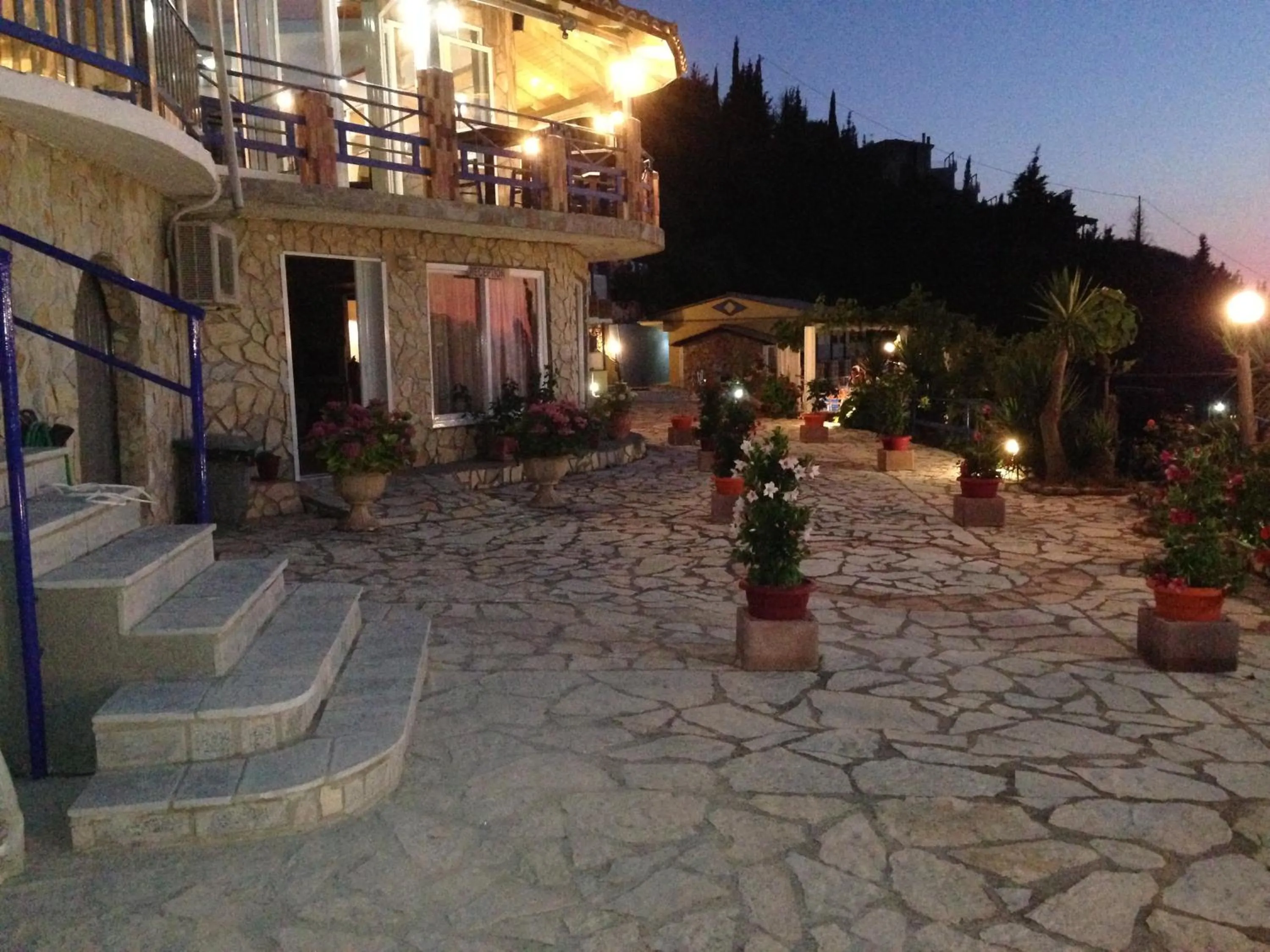 Politia Hotel