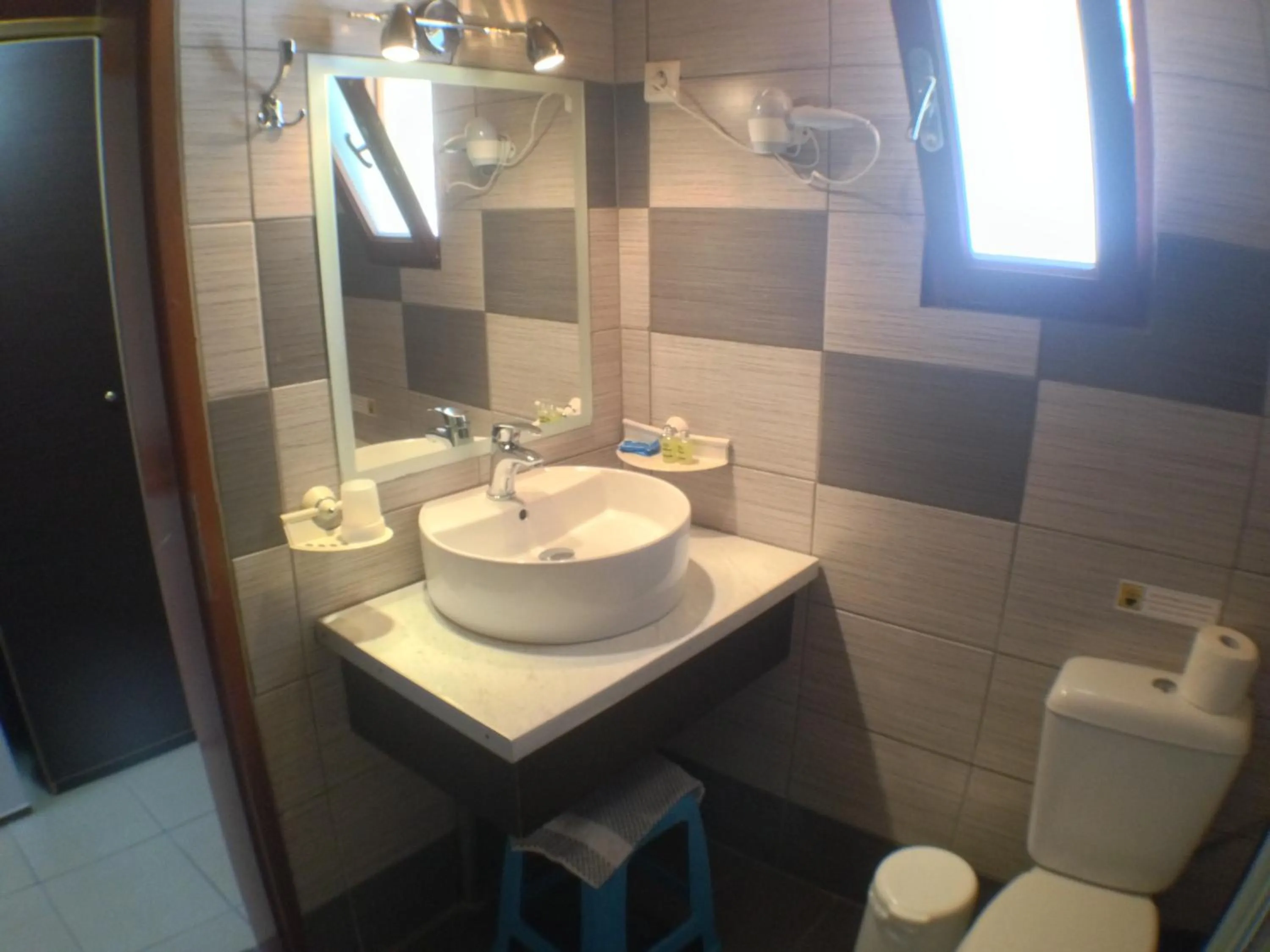 Politia Hotel