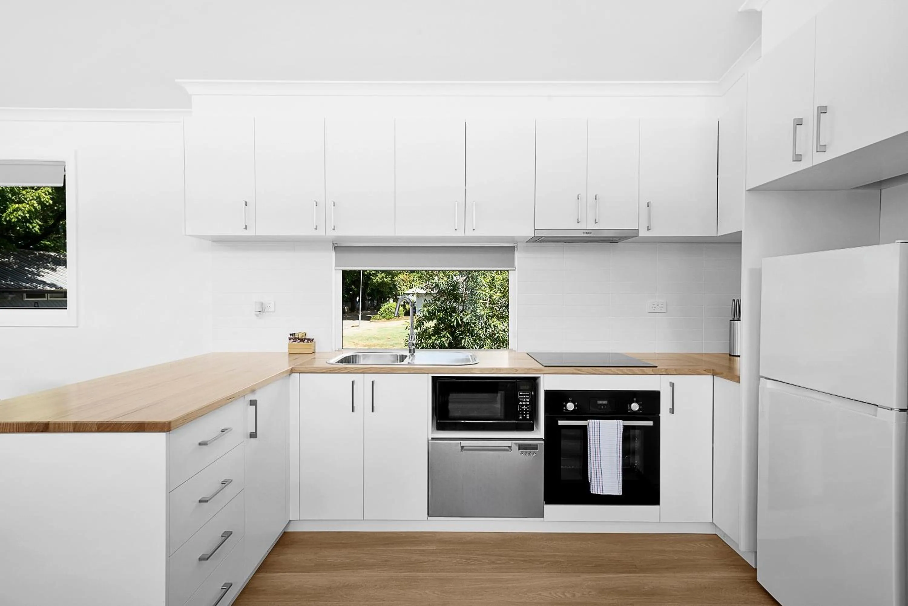 Kitchen or kitchenette in Myrtleford Holiday Park