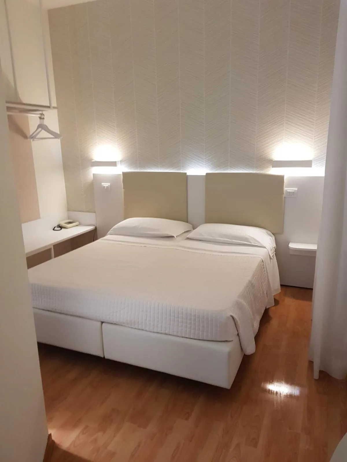 Bed in Hotel Aristeo