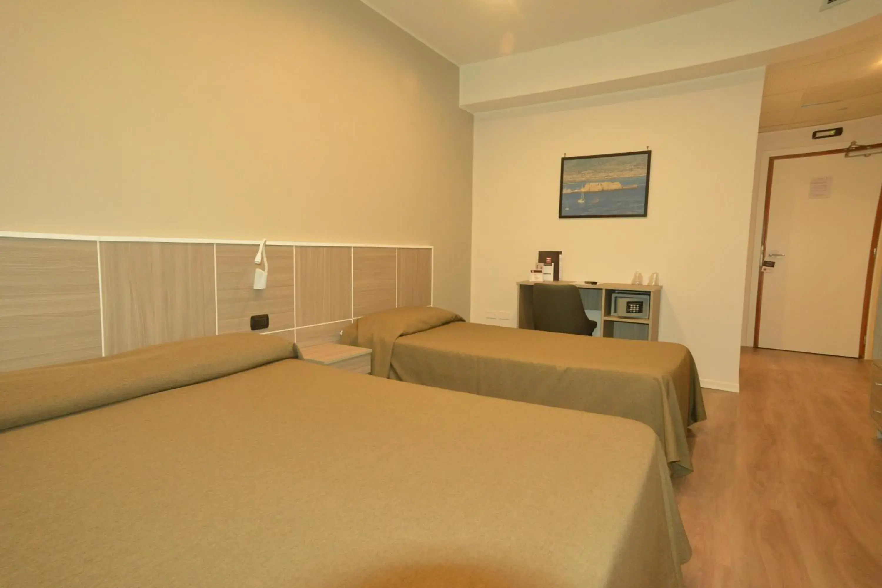 Spring, Bed in Hotel Tiempo Spring, Bed in Hotel Tiempo