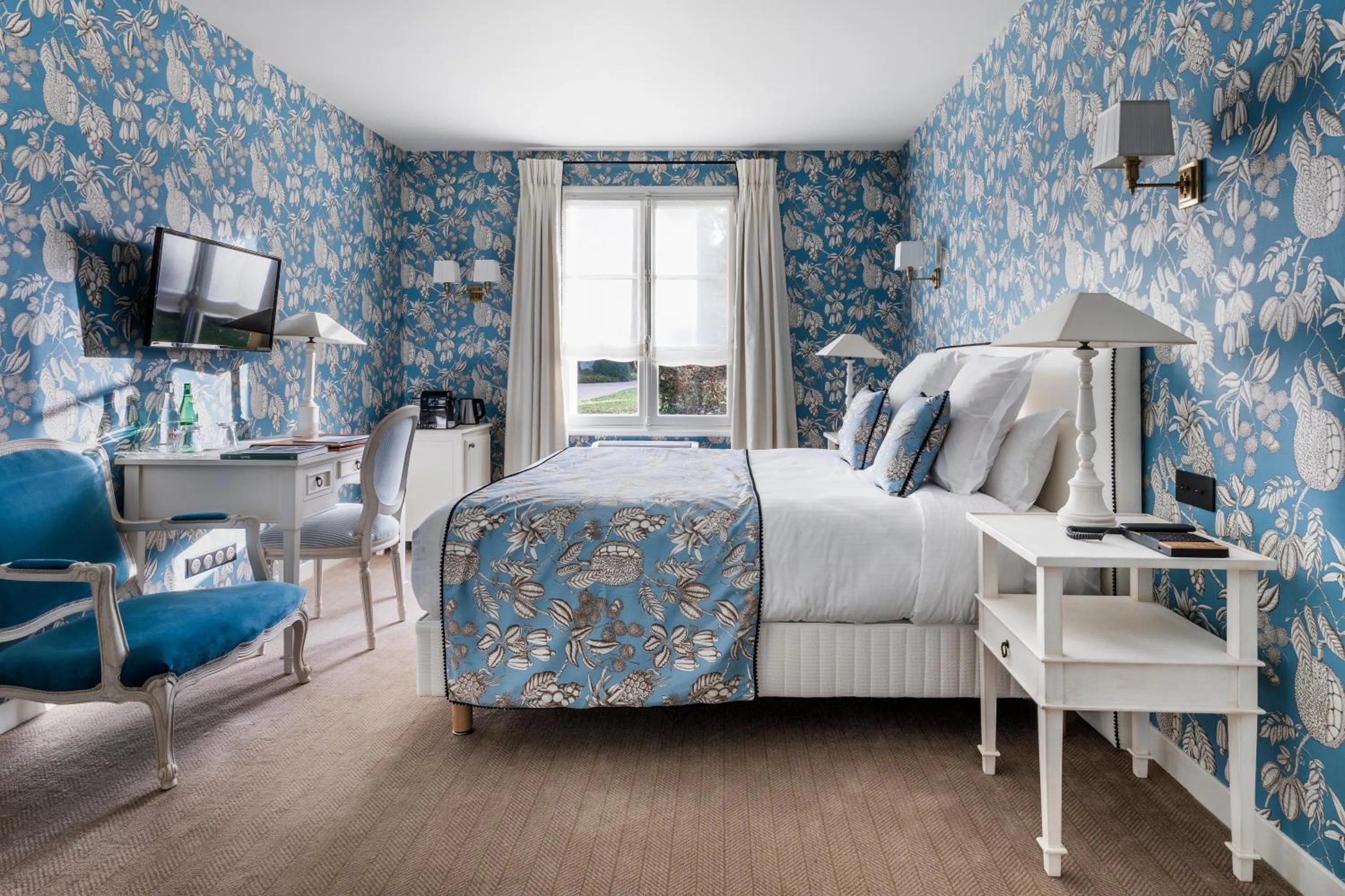 Photo of the whole room, Bed in Les Hauts de Loire Relais & Châteaux