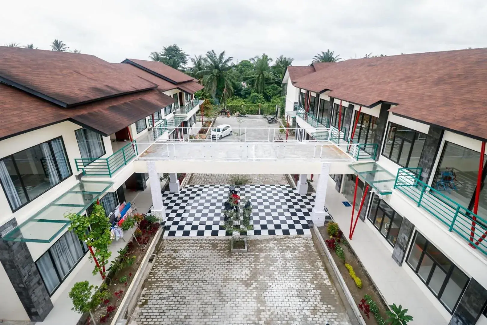 Property building in RedDoorz Plus near Kualanamu Airport Medan Property building in RedDoorz Plus near Kualanamu Airport Medan