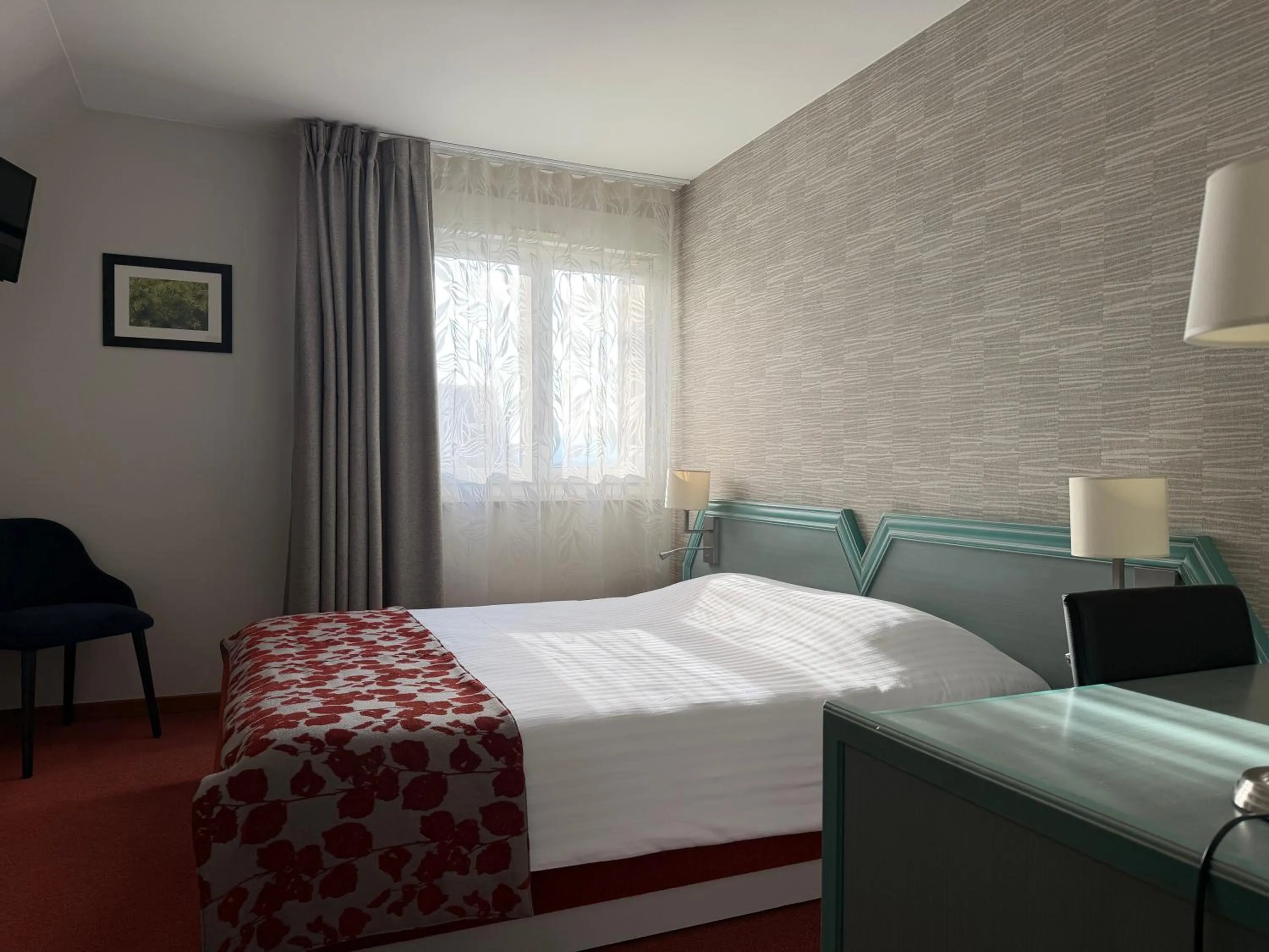 Photo of the whole room, Bed in Au Relais de l'Ill