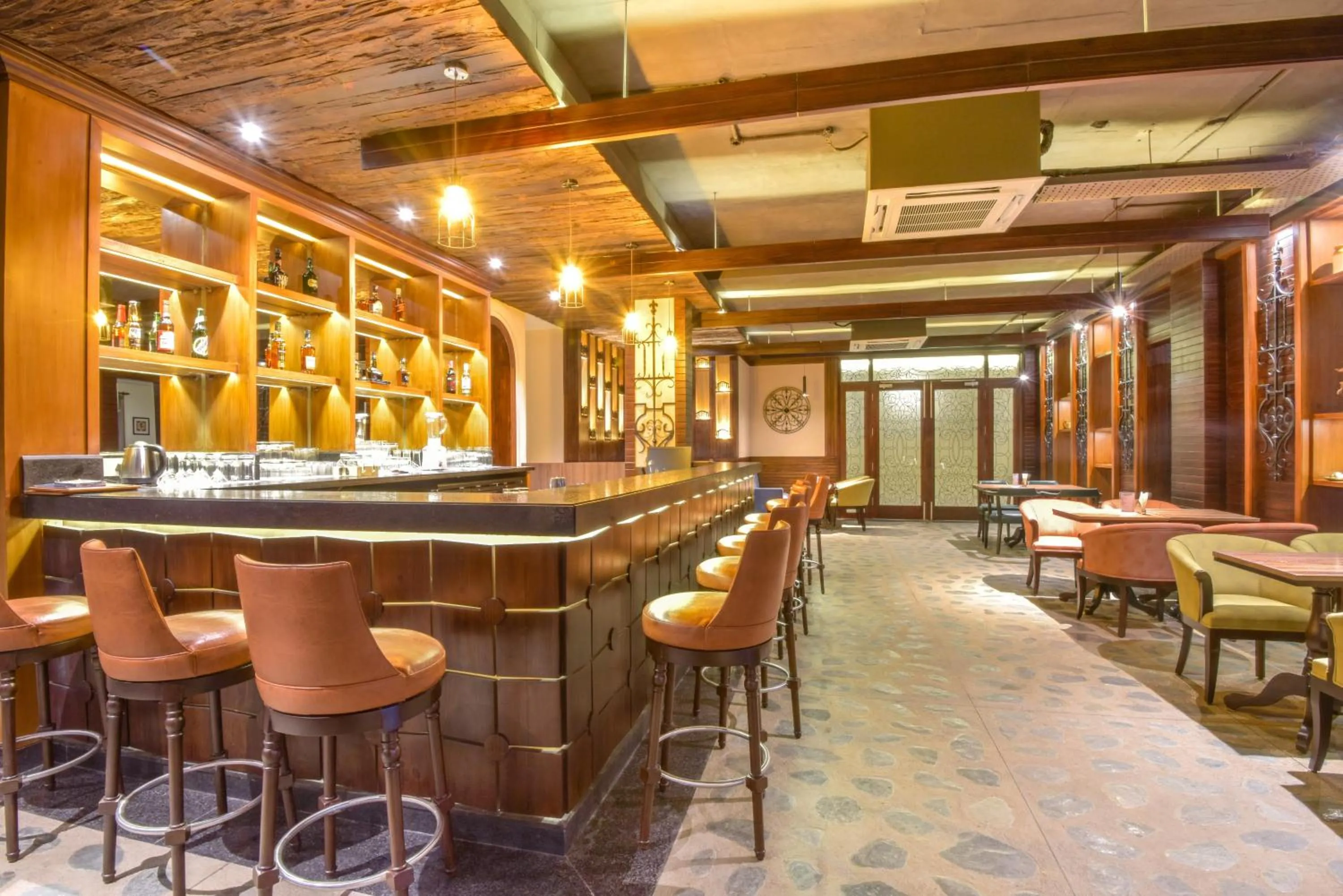 Lounge or bar in Infinitea Tea Garden Resort