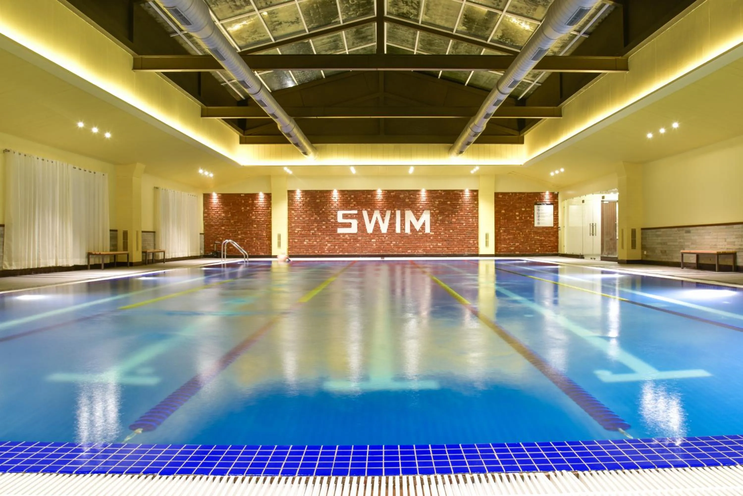 Swimming pool in Infinitea Tea Garden Resort