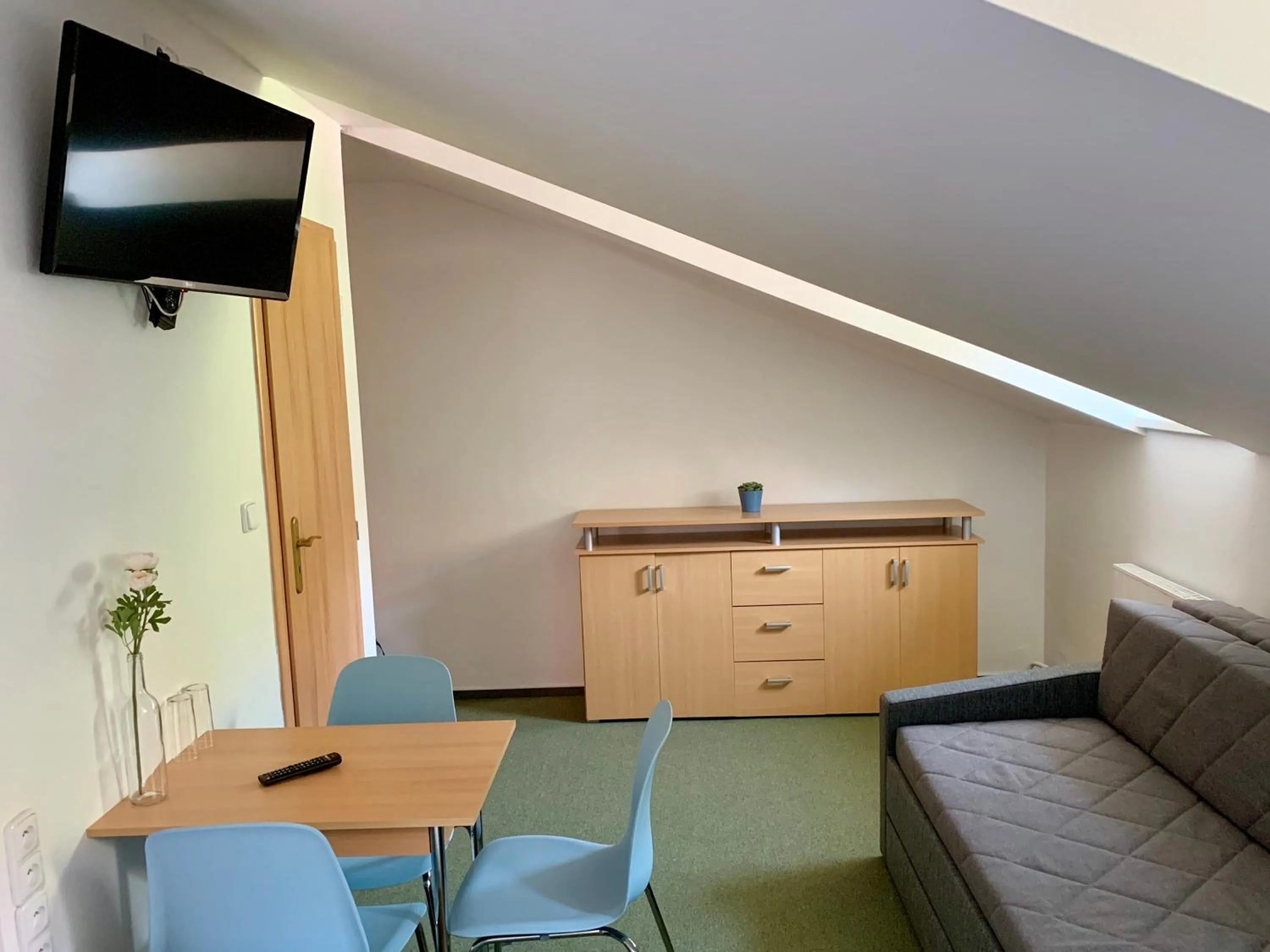 Mikulov - Inn - hotel s vinným sklepem Venuše