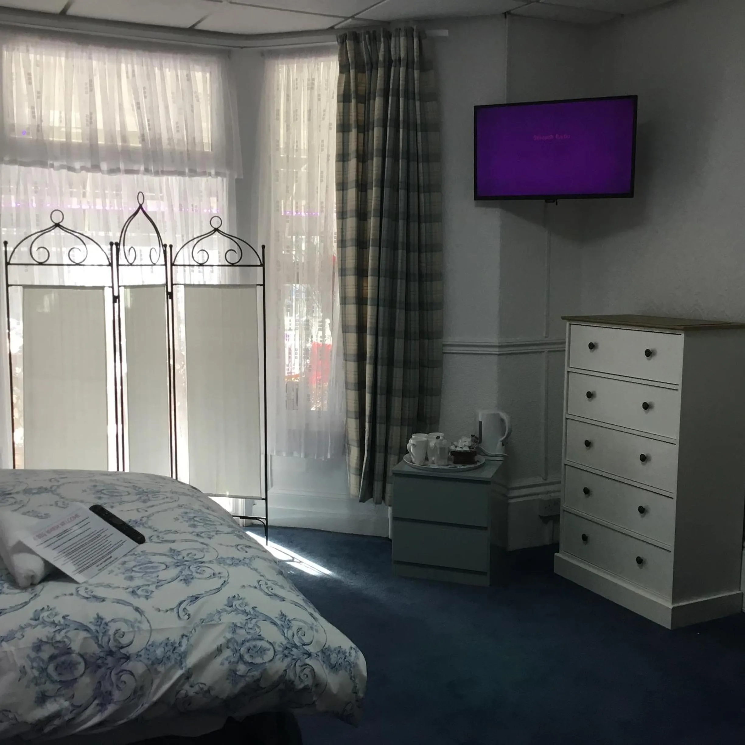 Decorative detail, Bed in Danescourt Lodge