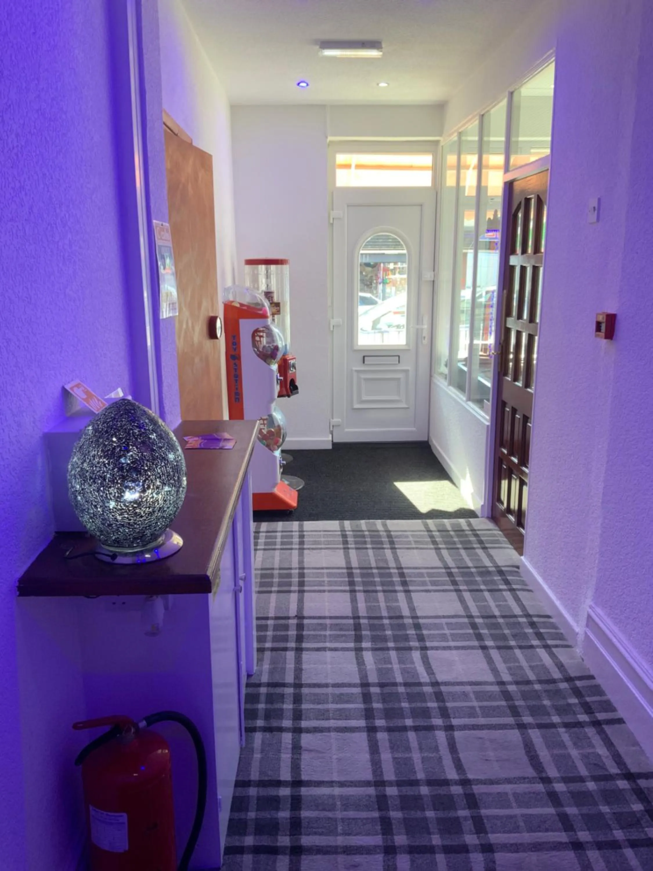 Area and facilities in Danescourt Lodge