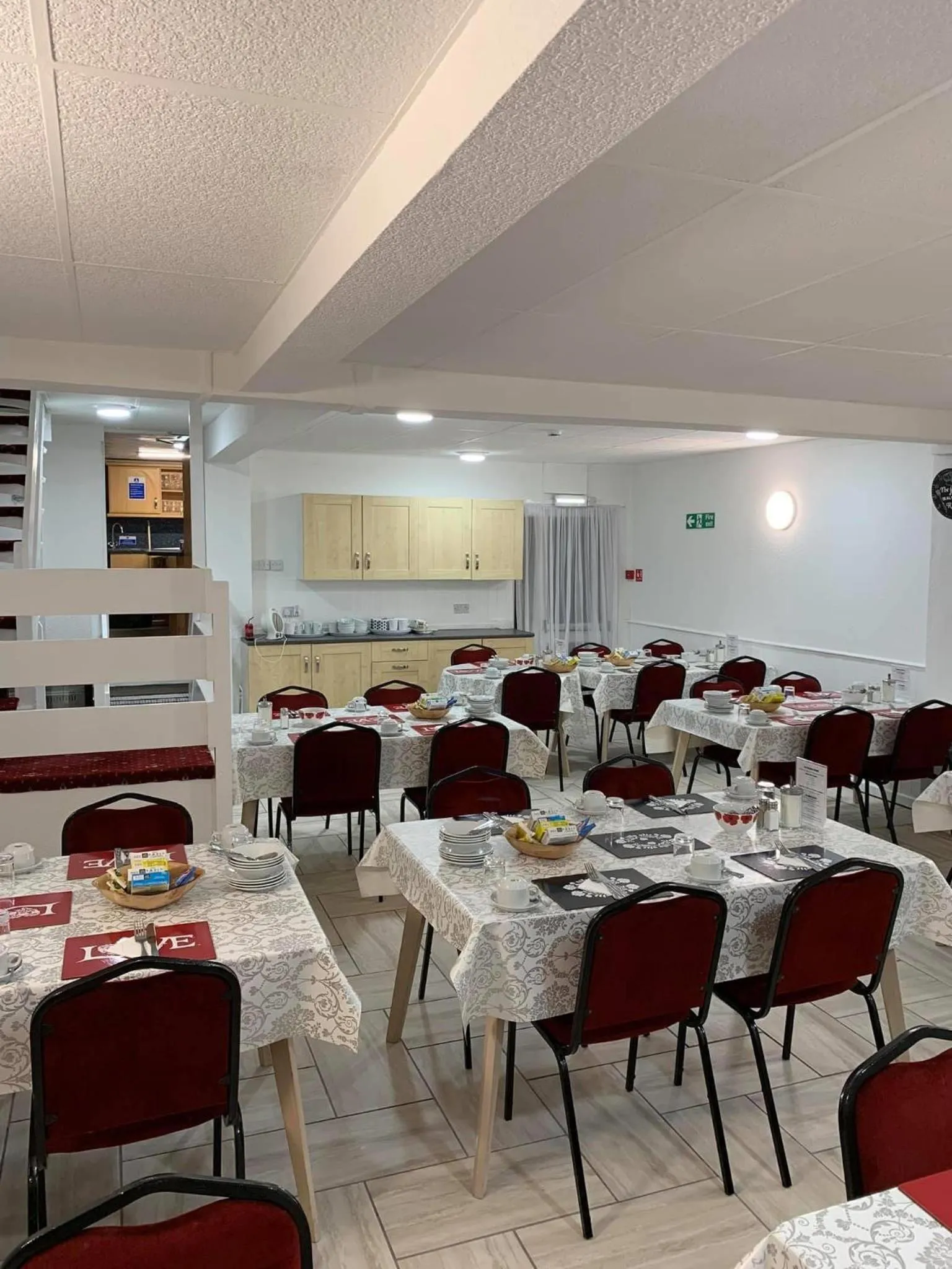 Dining area in Danescourt Lodge