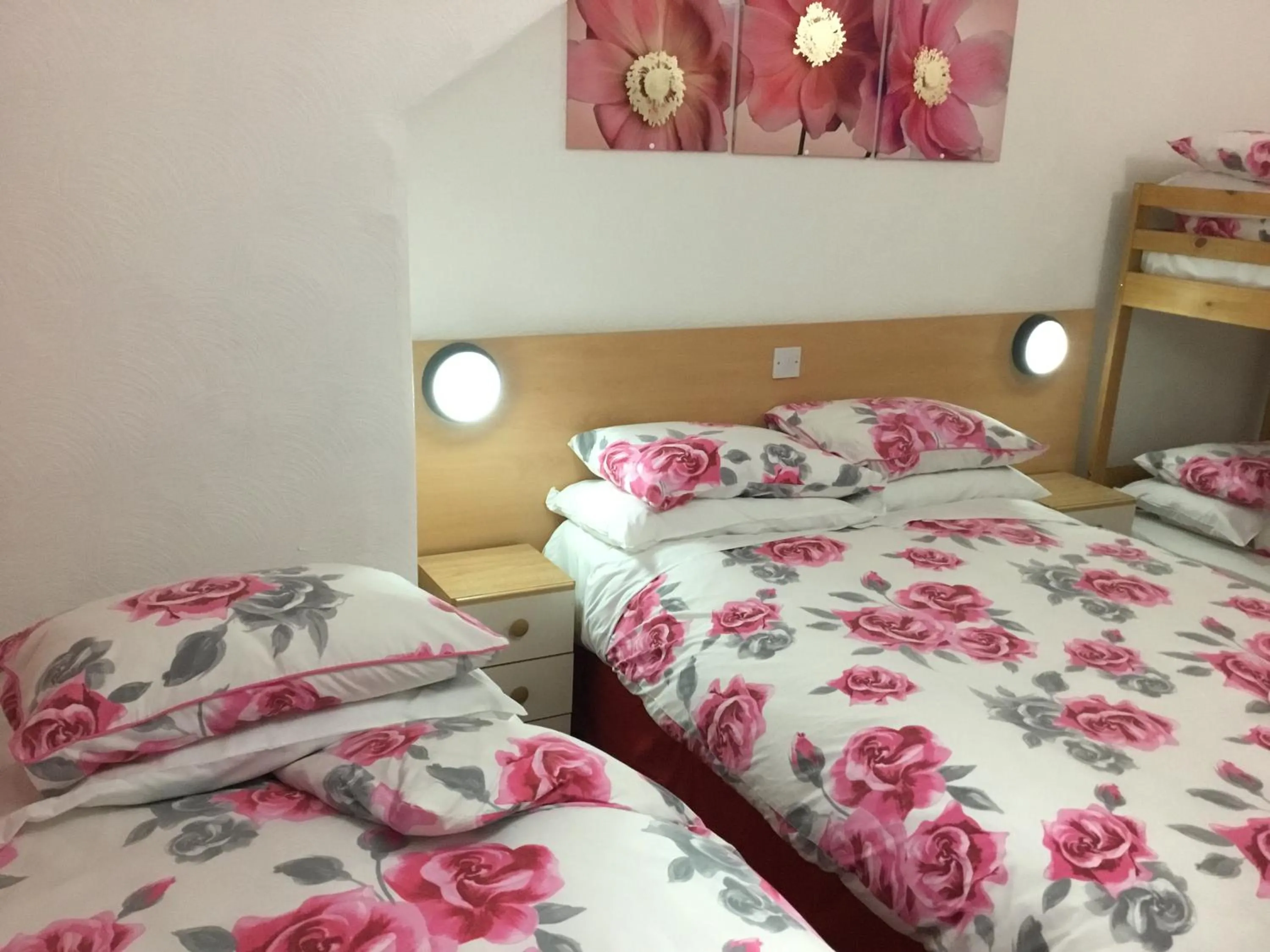 Decorative detail, Bed in Danescourt Lodge