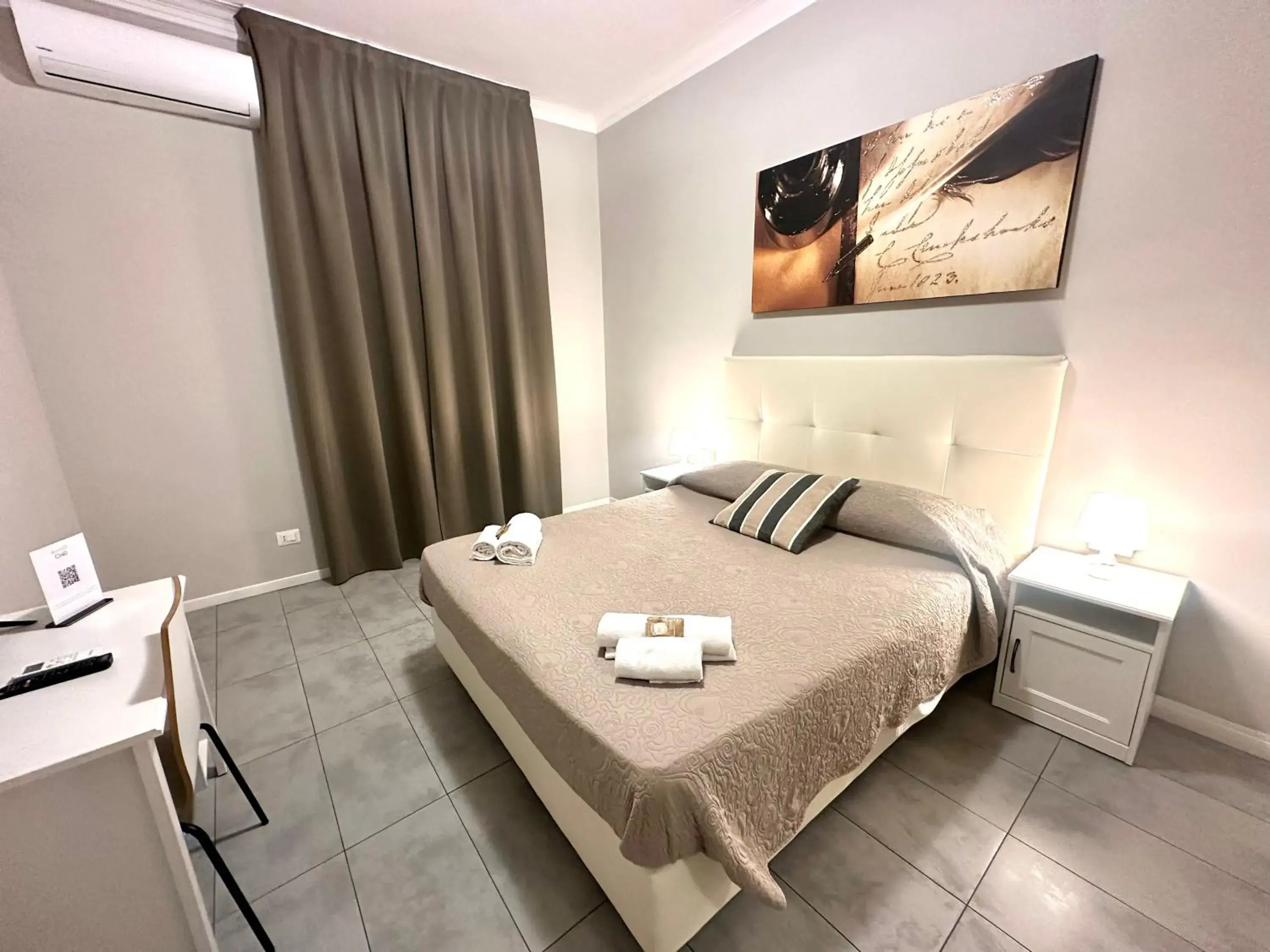 Bed in Golden Milano Hotel Bed in Golden Milano Hotel