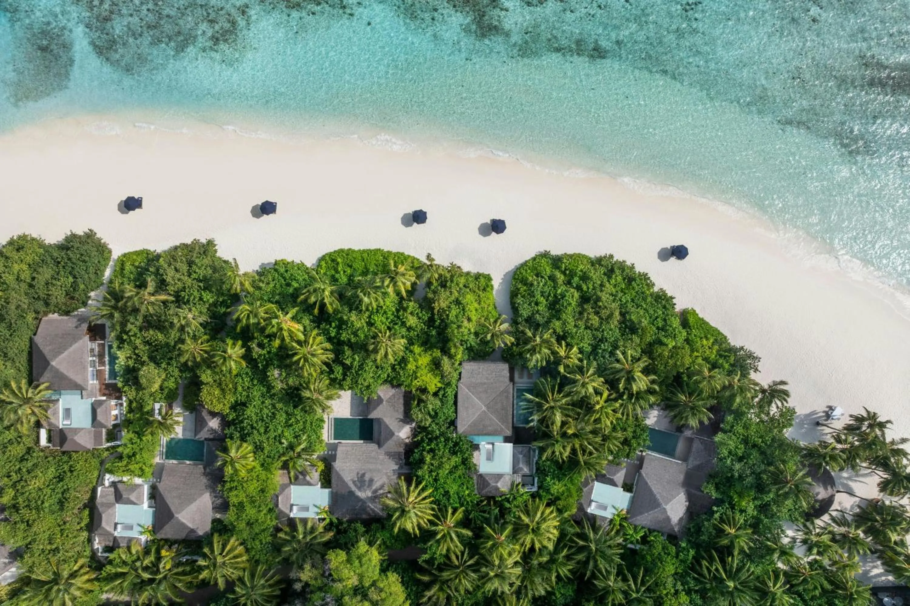 Beach in The Halcyon Private Isles Maldives, Autograph Collection