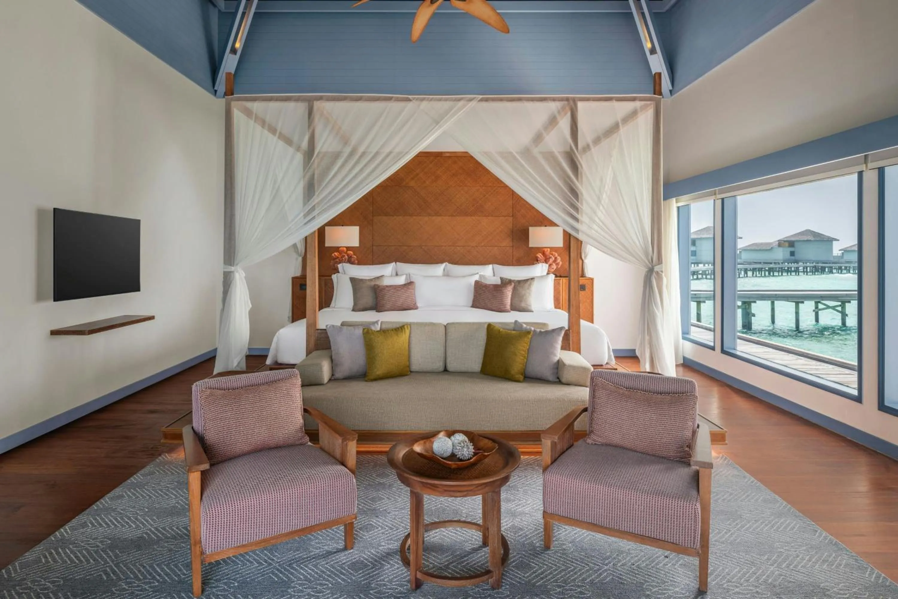 Swimming pool, Bed in The Halcyon Private Isles Maldives, Autograph Collection