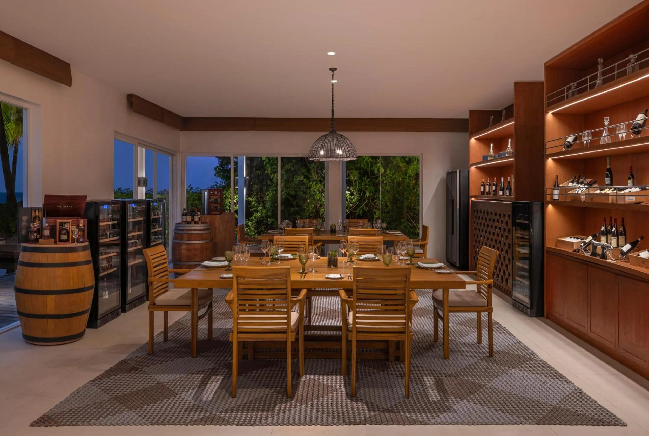 Dining area in The Halcyon Private Isles Maldives, Autograph Collection