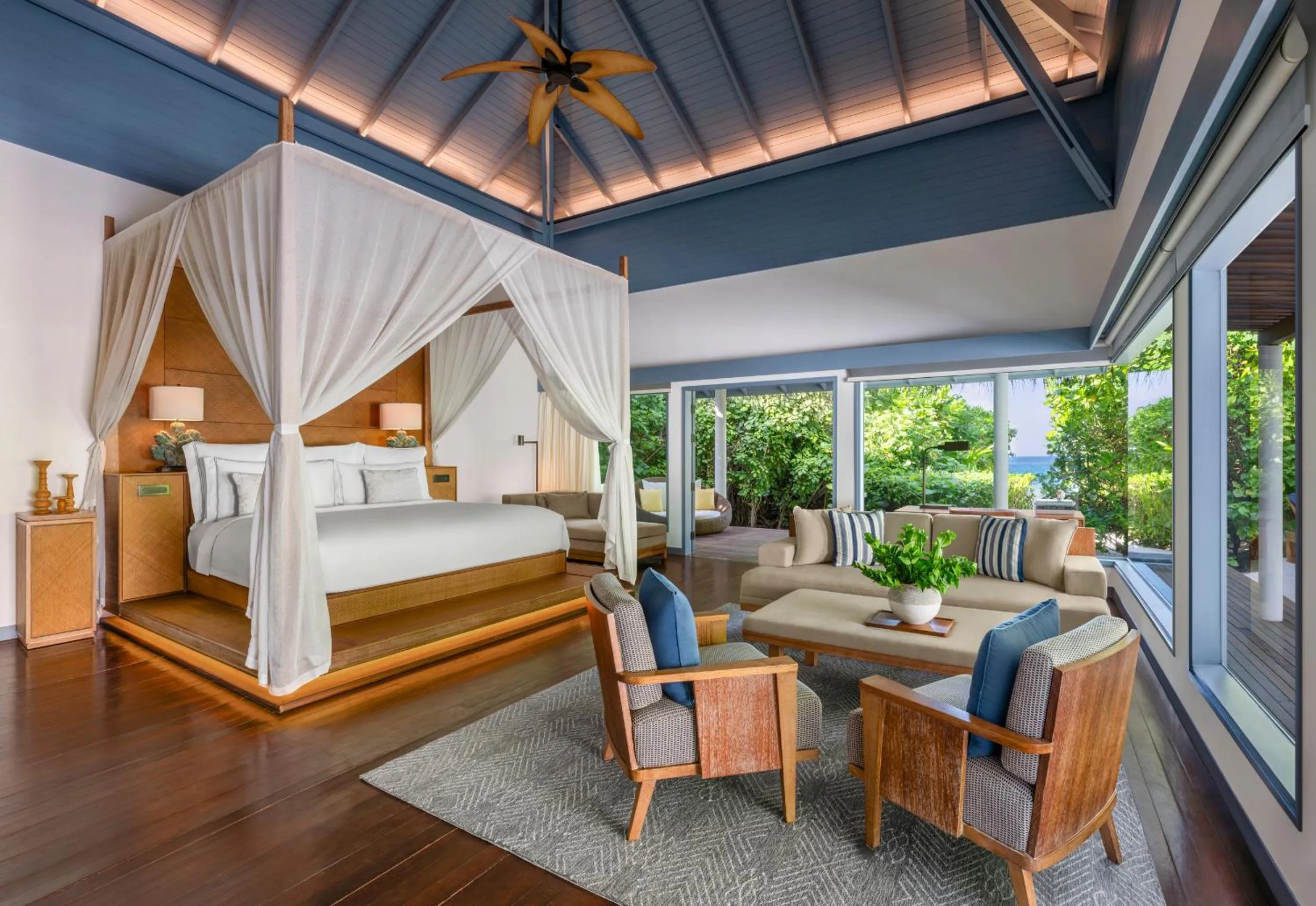 Bedroom, Bed in The Halcyon Private Isles Maldives, Autograph Collection