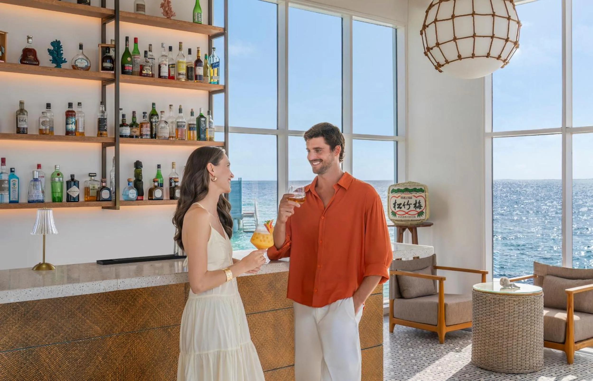 Lounge or bar in The Halcyon Private Isles Maldives, Autograph Collection