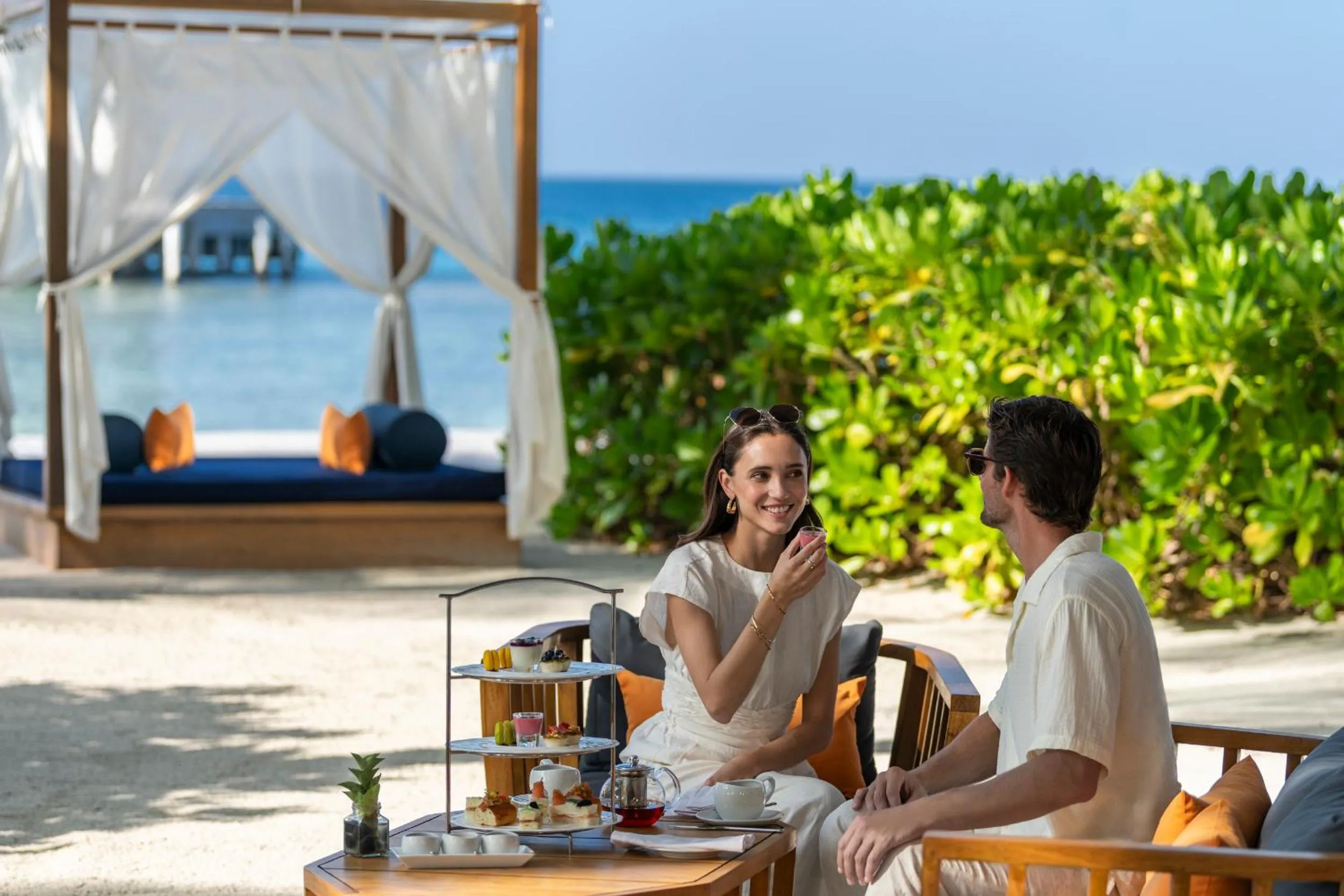 Restaurant/places to eat in The Halcyon Private Isles Maldives, Autograph Collection