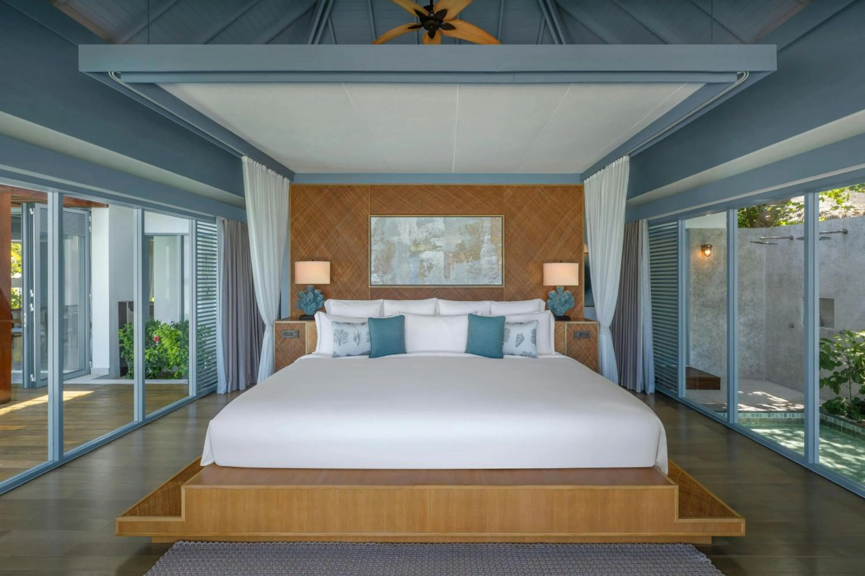 Bedroom, Bed in The Halcyon Private Isles Maldives, Autograph Collection