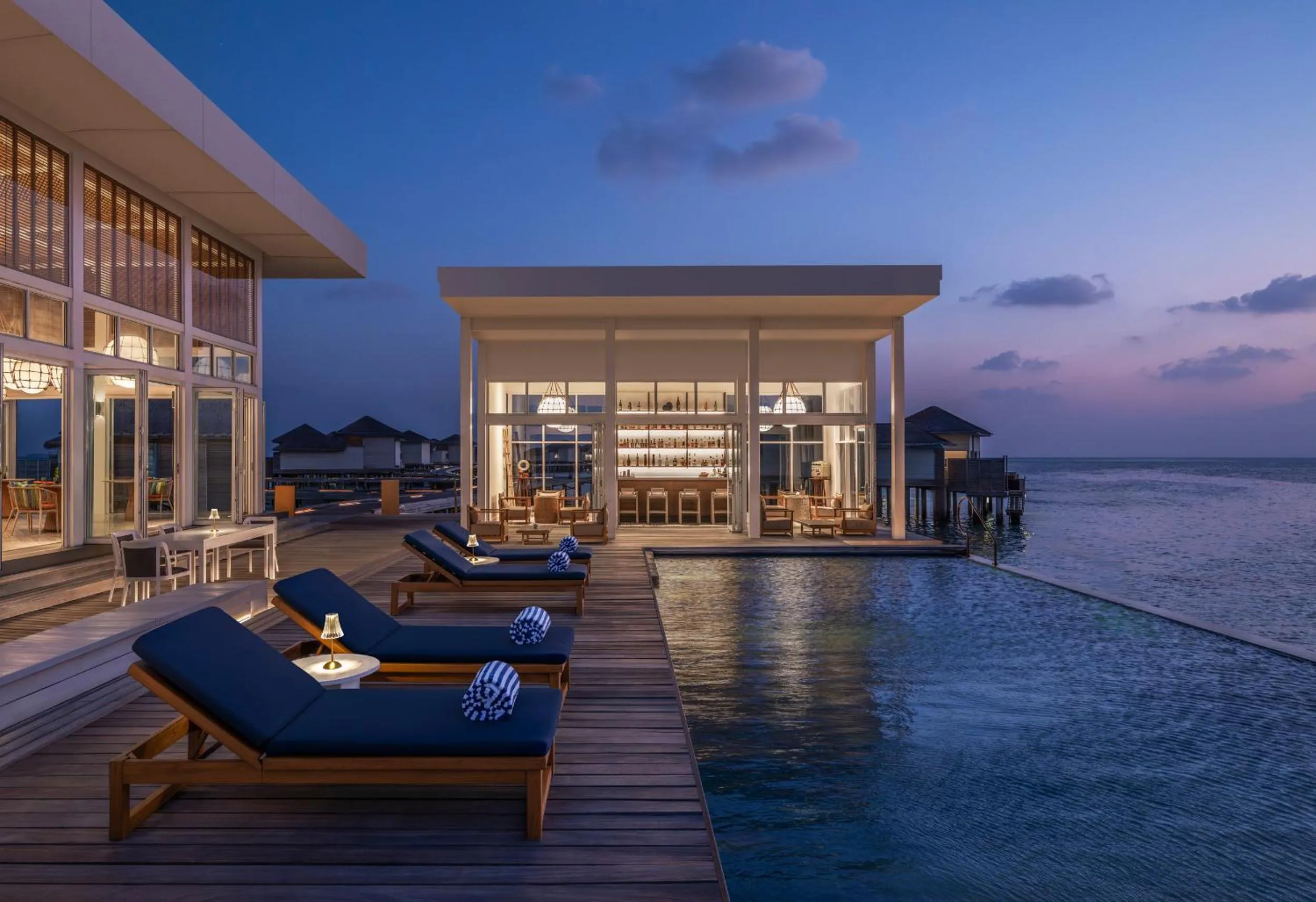 Lounge or bar in The Halcyon Private Isles Maldives, Autograph Collection