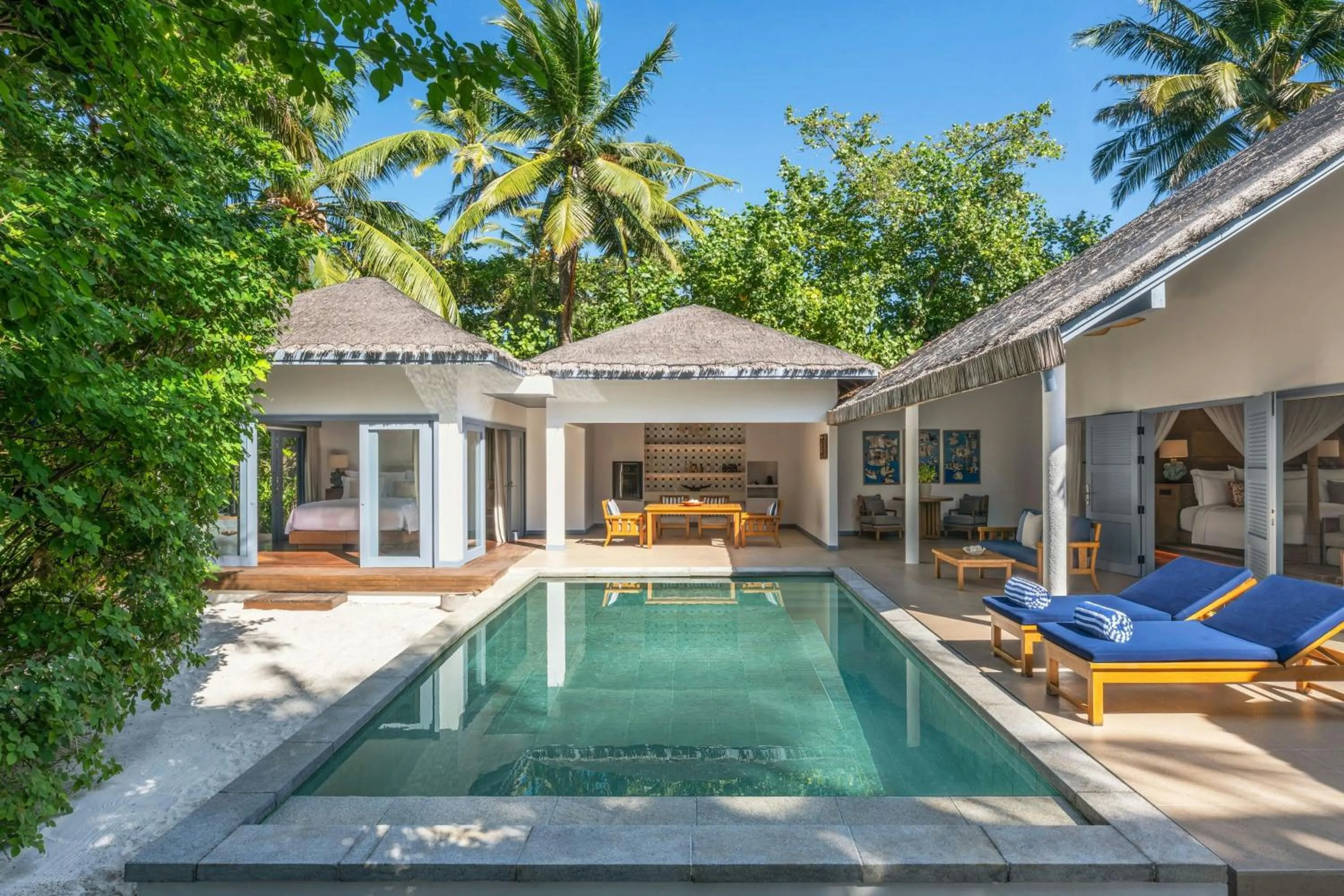 Swimming pool in The Halcyon Private Isles Maldives, Autograph Collection