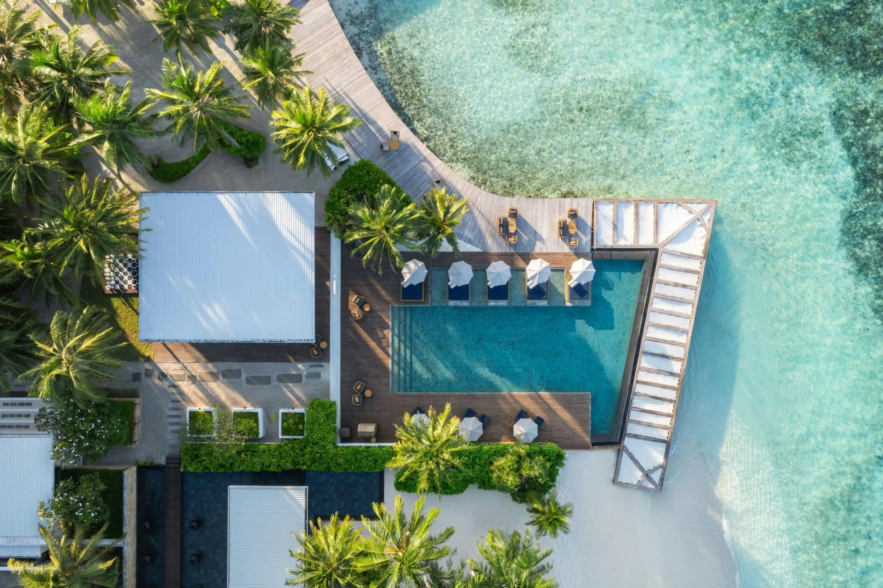 Swimming pool in The Halcyon Private Isles Maldives, Autograph Collection