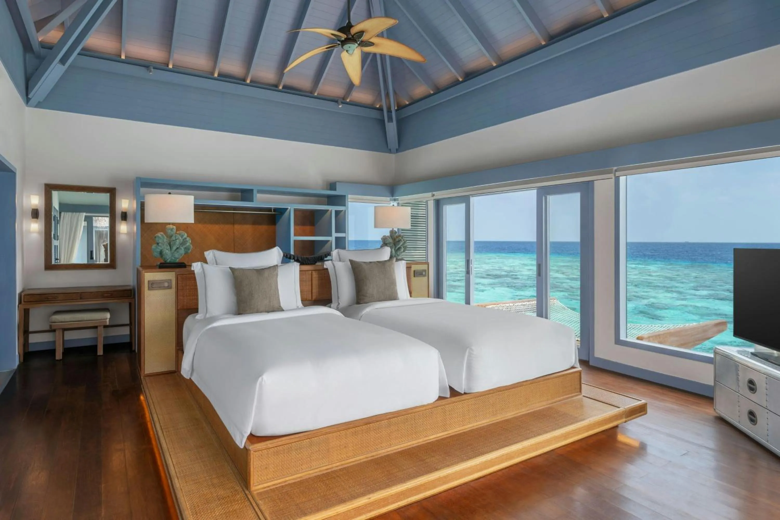 Bedroom, Bed in The Halcyon Private Isles Maldives, Autograph Collection