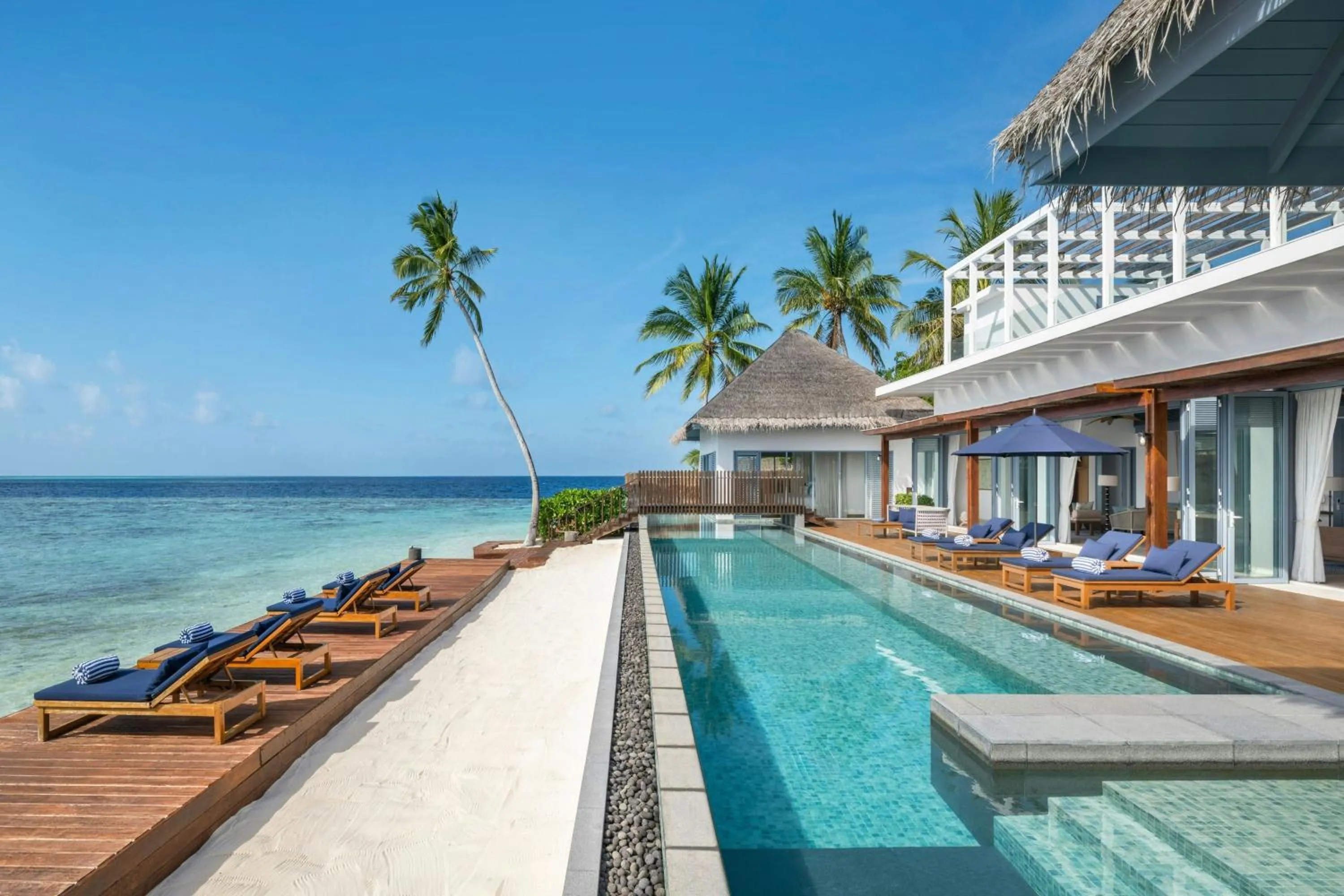 Swimming pool in The Halcyon Private Isles Maldives, Autograph Collection