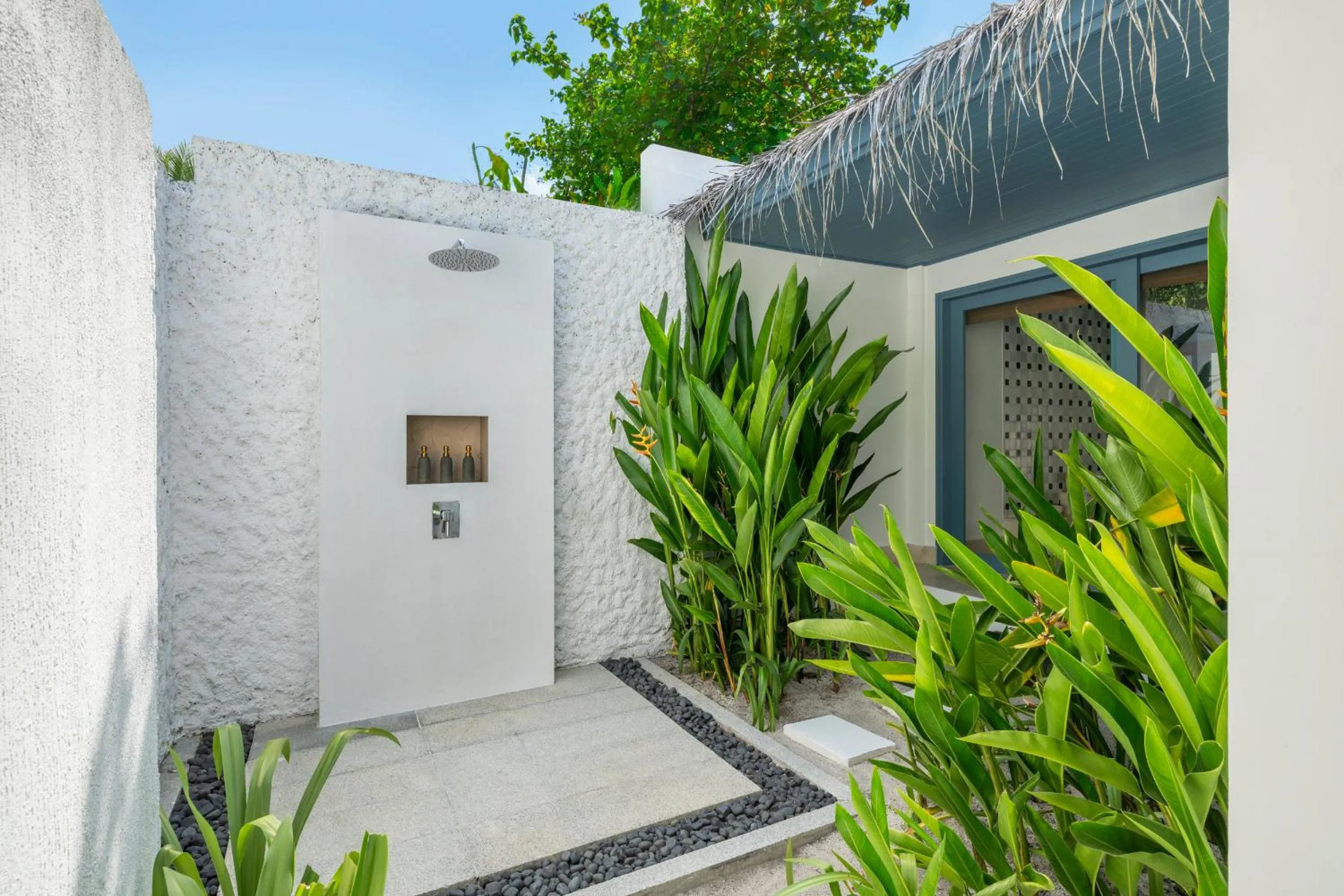 Shower in The Halcyon Private Isles Maldives, Autograph Collection