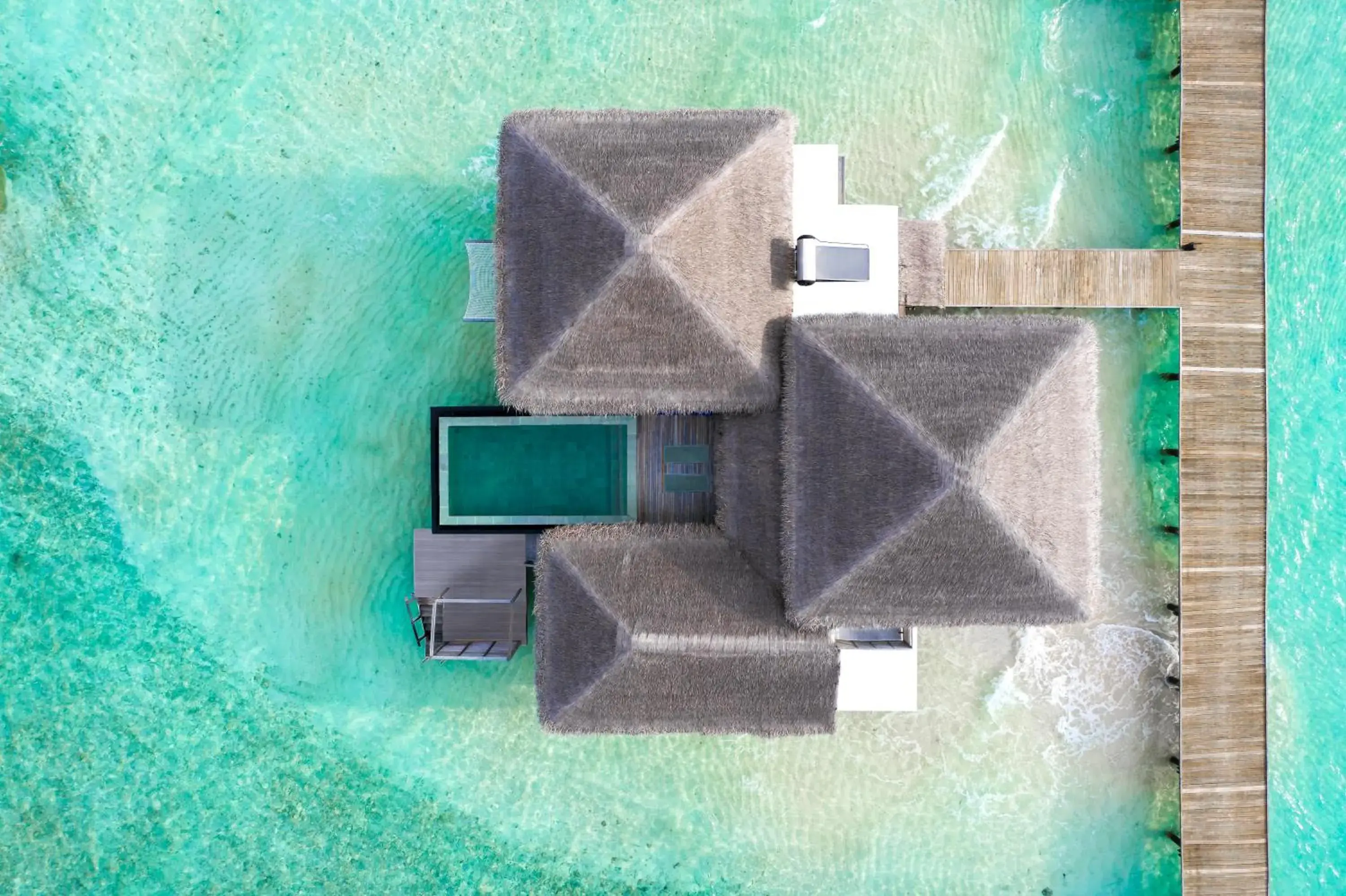 Property building in Raffles Maldives Meradhoo Property building in Raffles Maldives Meradhoo