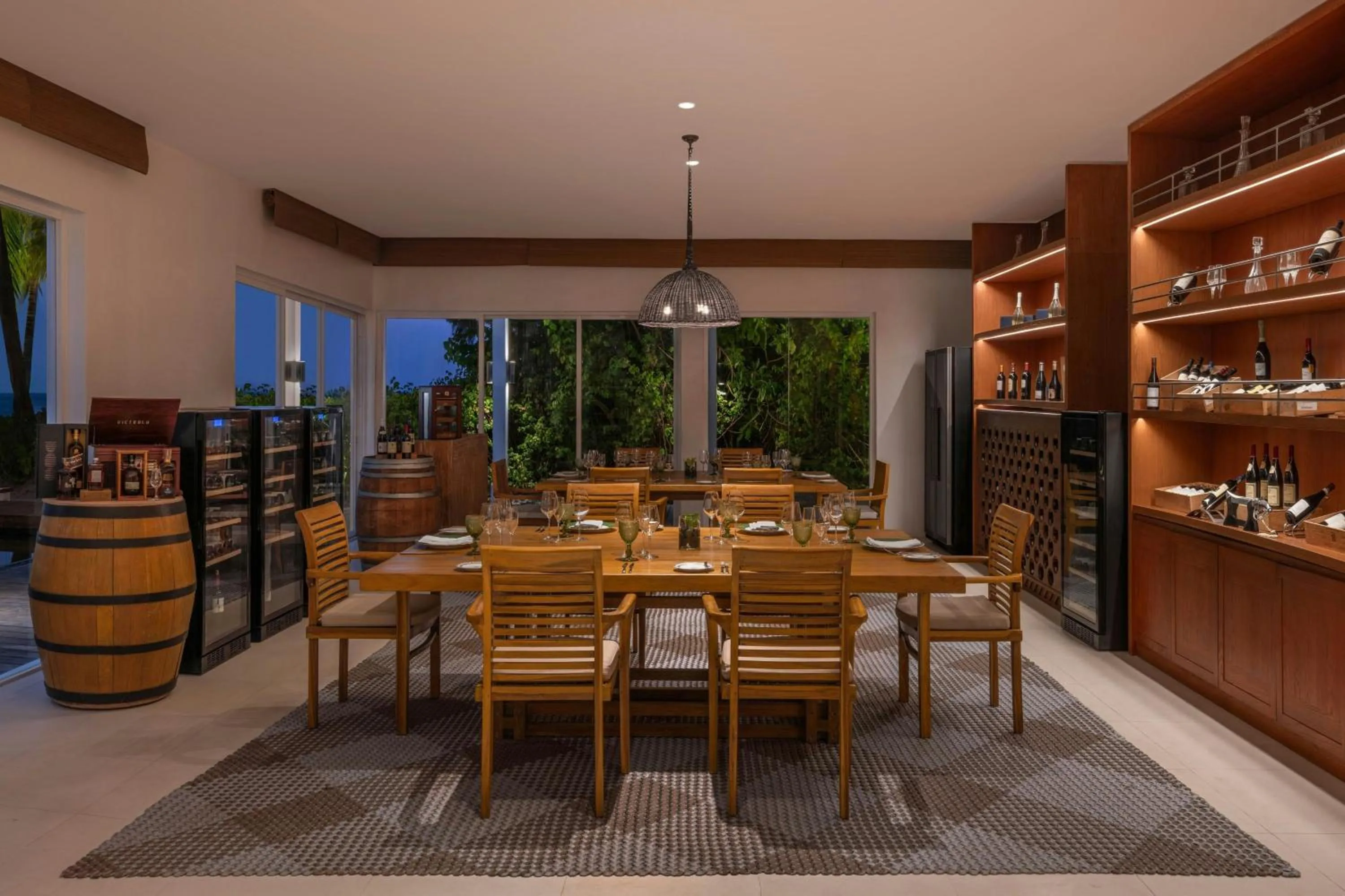 Restaurant/places to eat in The Halcyon Private Isles Maldives, Autograph Collection