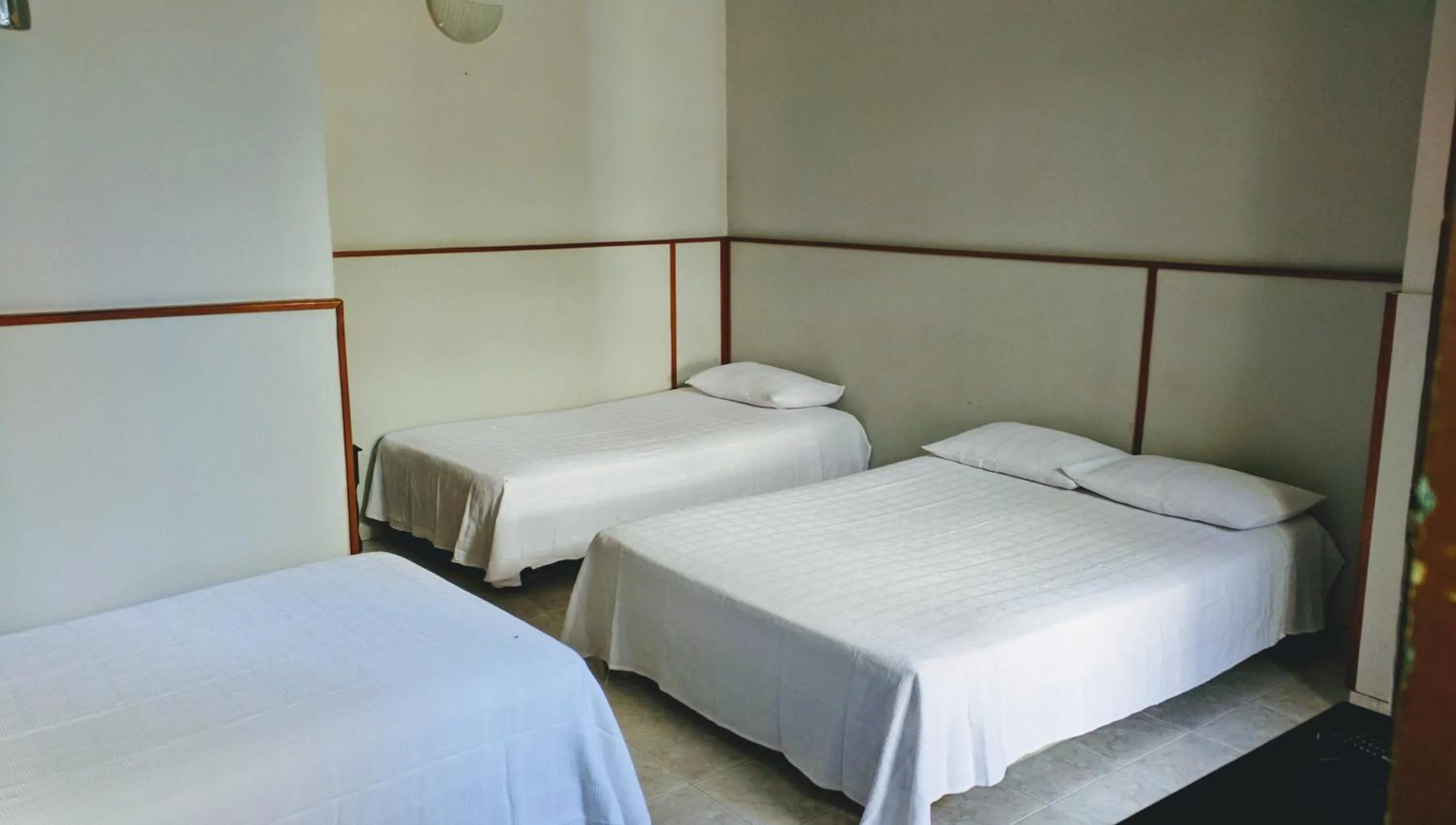 Bed in Hotel Bahia Blanca Santa Marta Frente al Mar