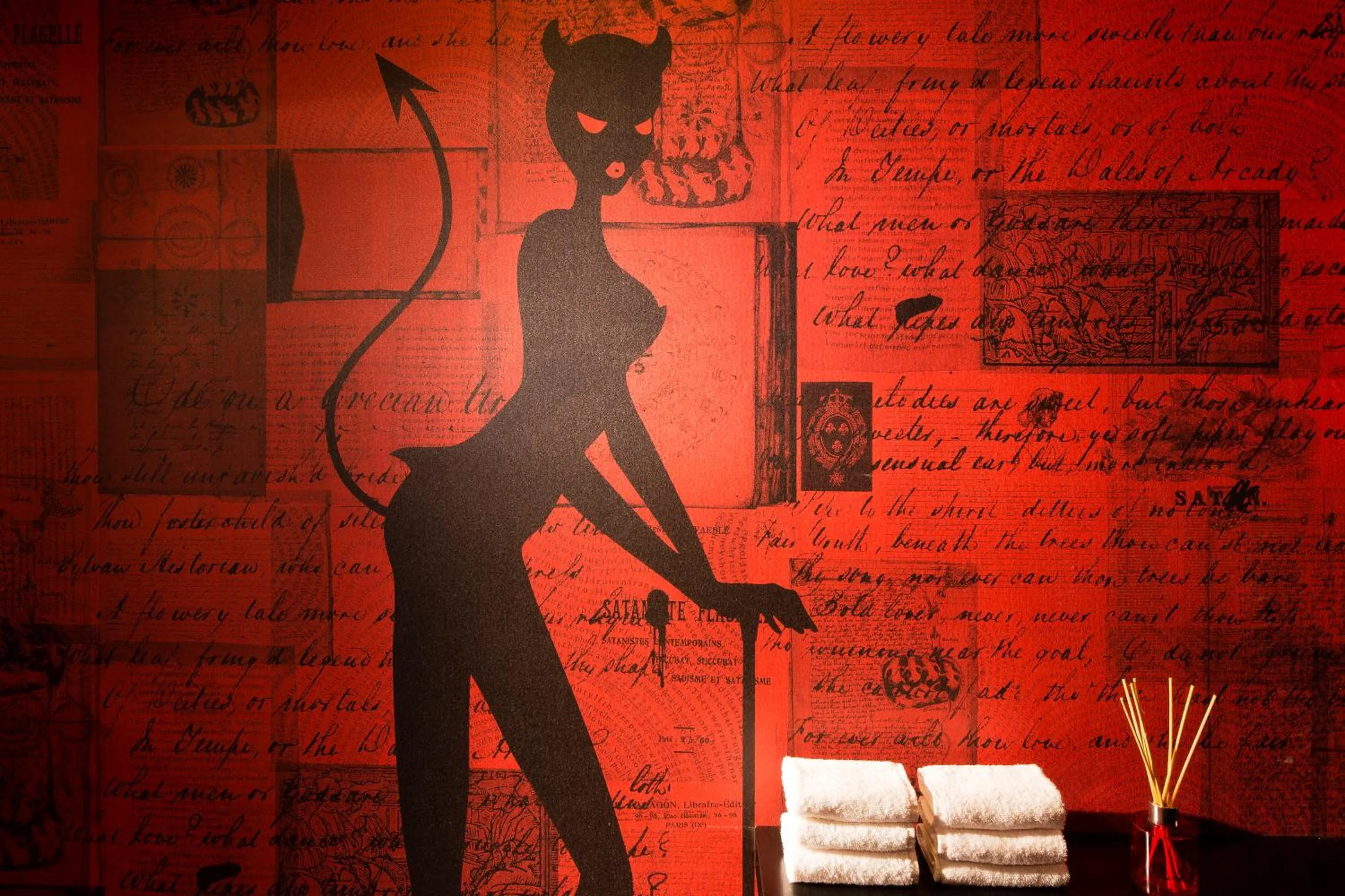 Steam room in Hôtel Vice Versa