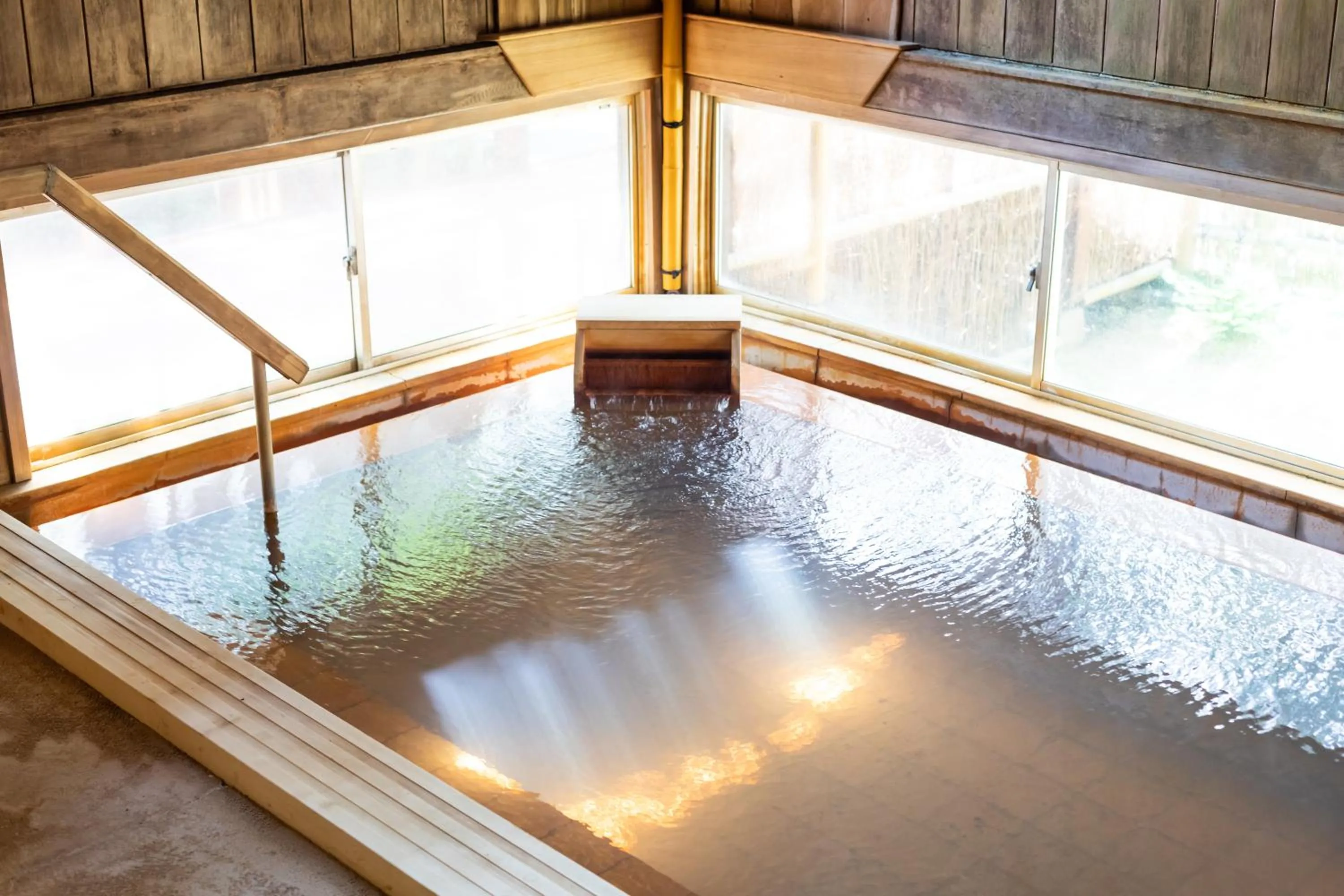 Public Bath in Hirayukan