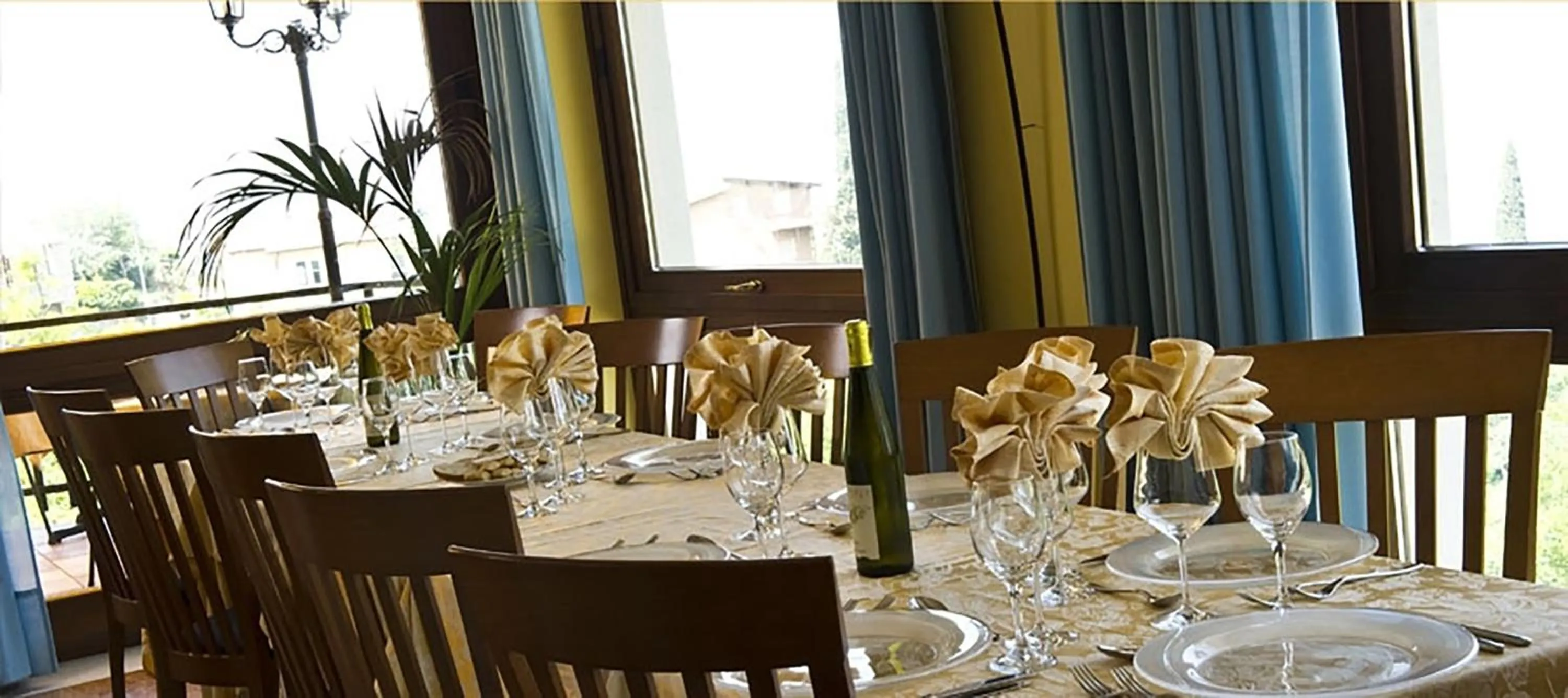 Restaurant/places to eat in Hotel Costabella