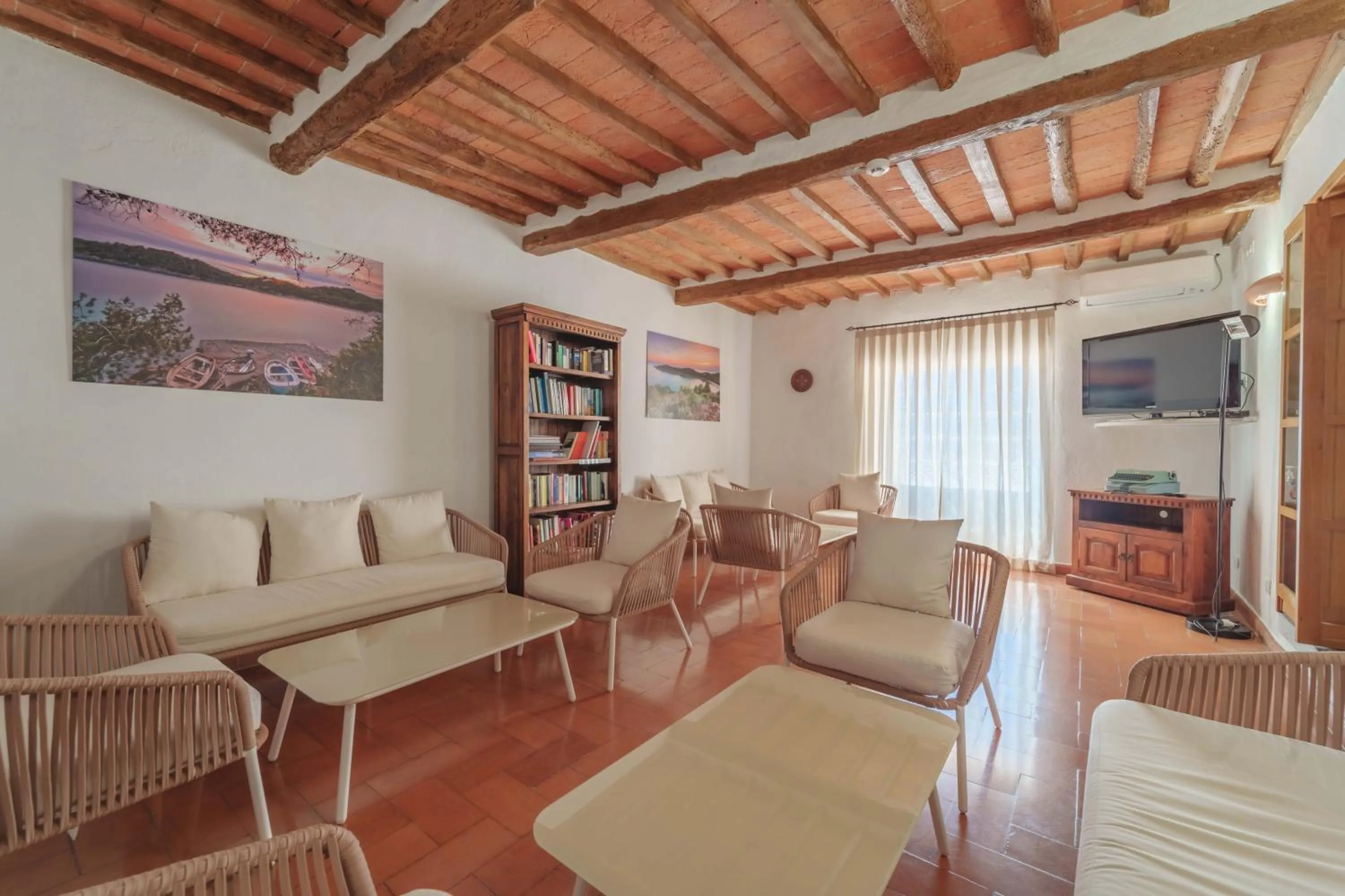 Communal lounge/ TV room in Hotel Galli - Wellness & Spa