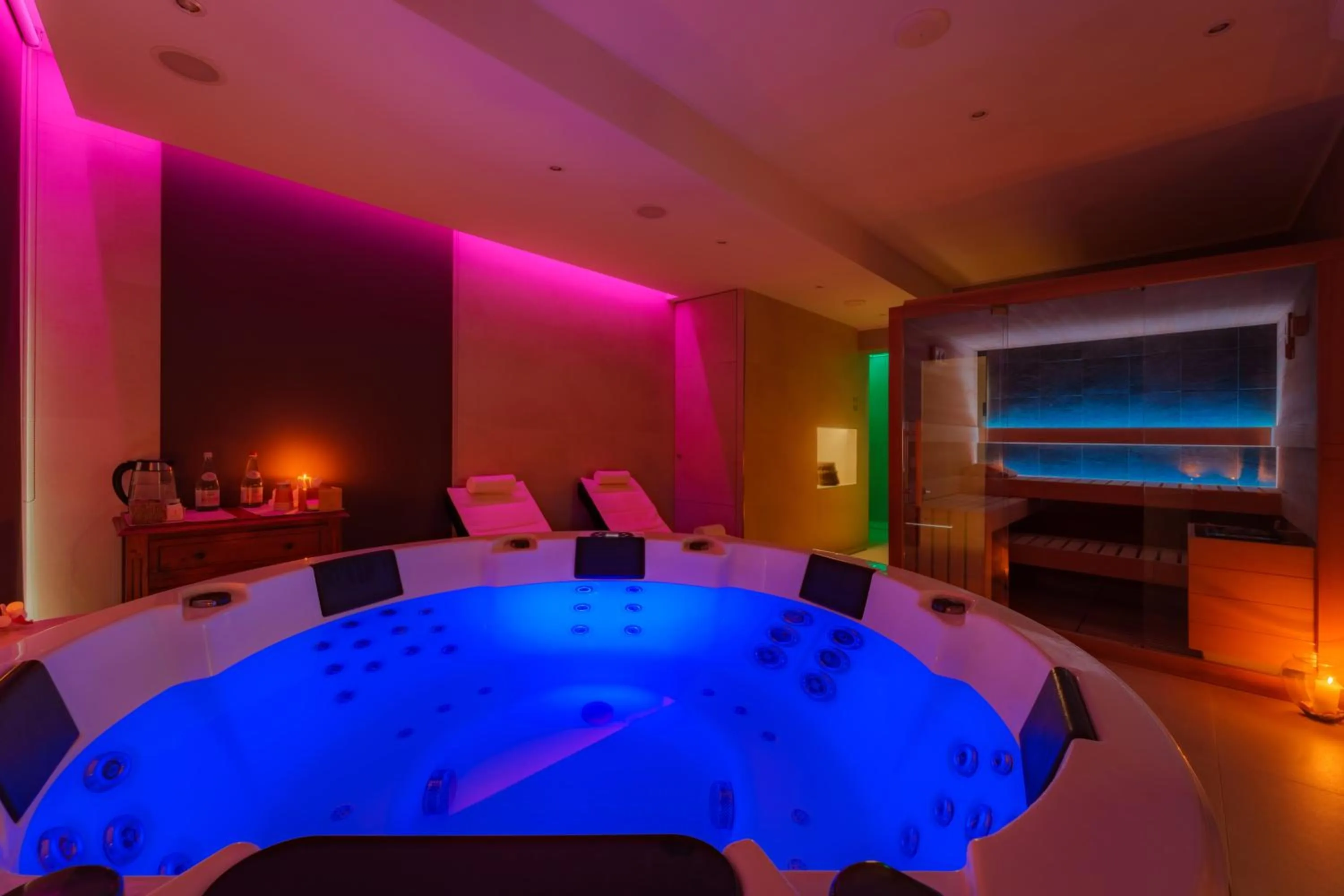 Hot Tub in Hotel Galli - Wellness & Spa