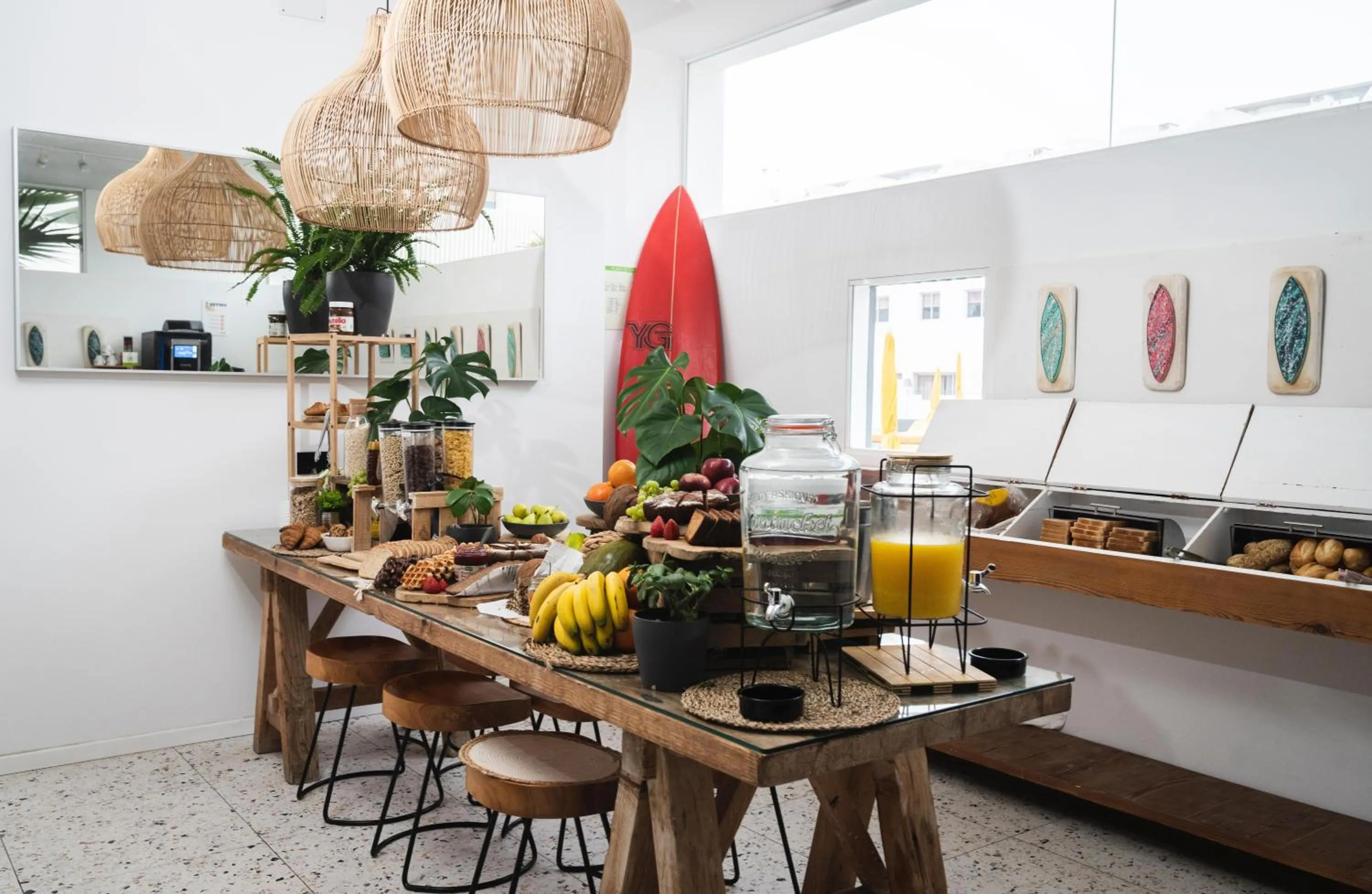 Restaurant/places to eat in Buendía Corralejo Nohotel