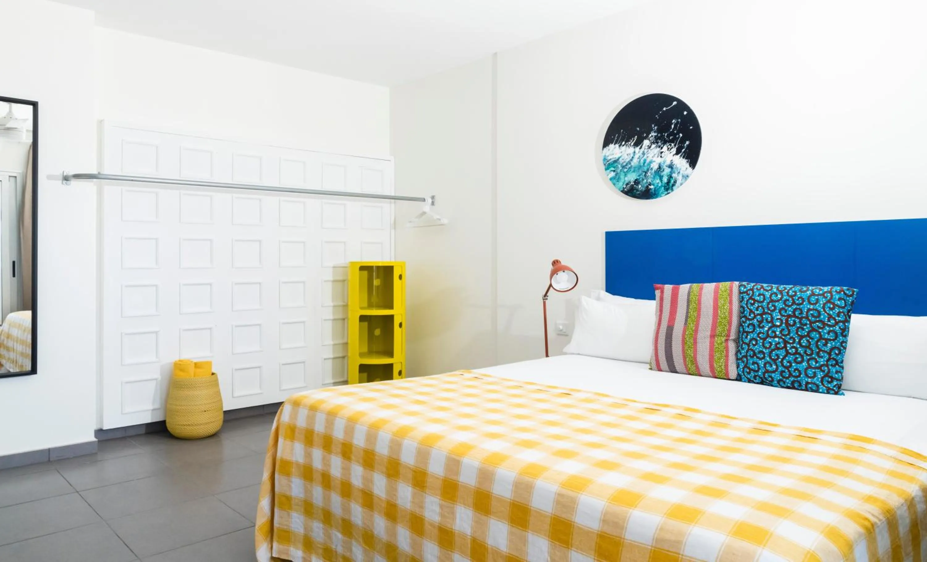 Photo of the whole room, Bed in Buendía Corralejo Nohotel