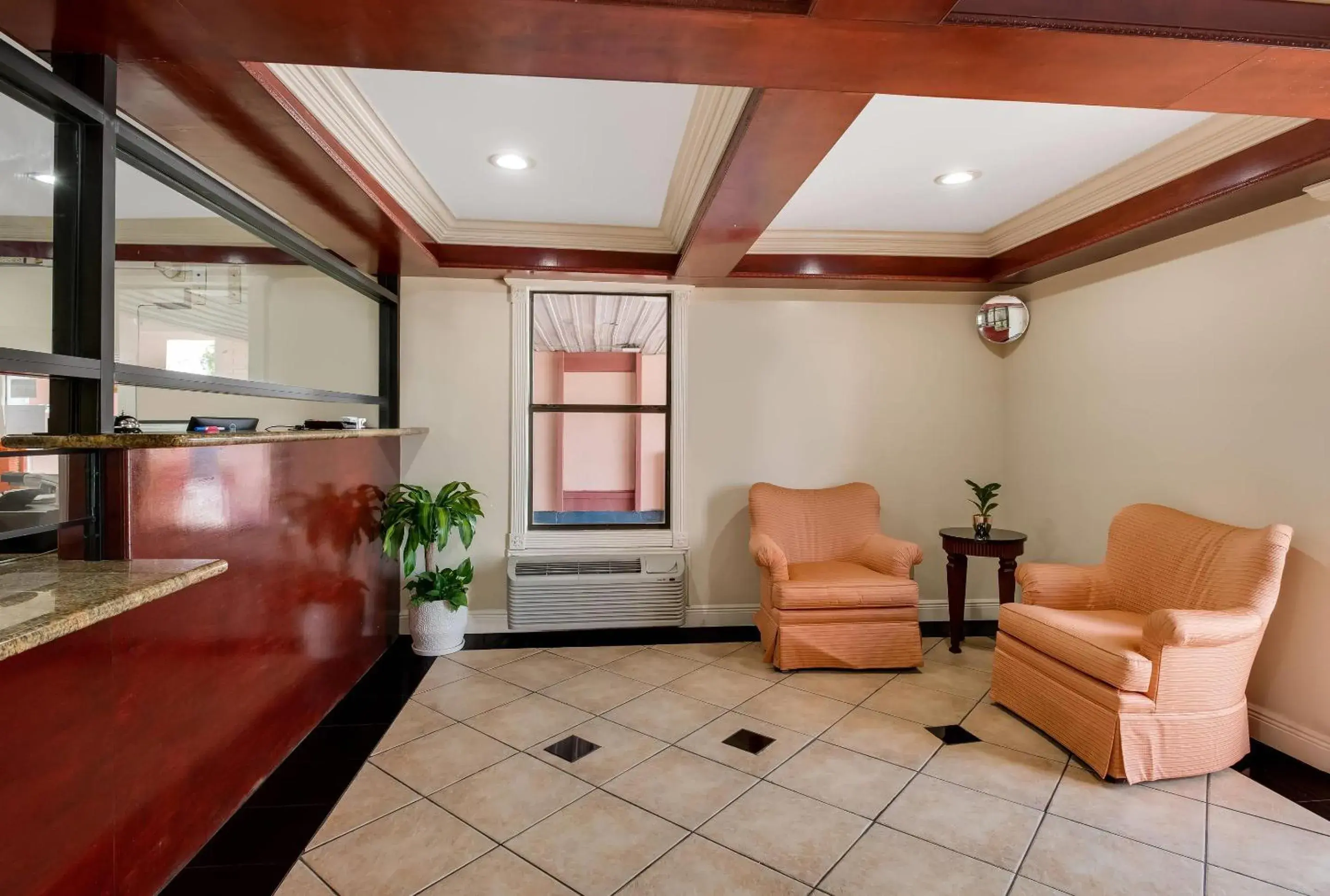 Lobby or reception in Rodeway Inn & Suites New Orleans East Lobby or reception in Rodeway Inn & Suites New Orleans East