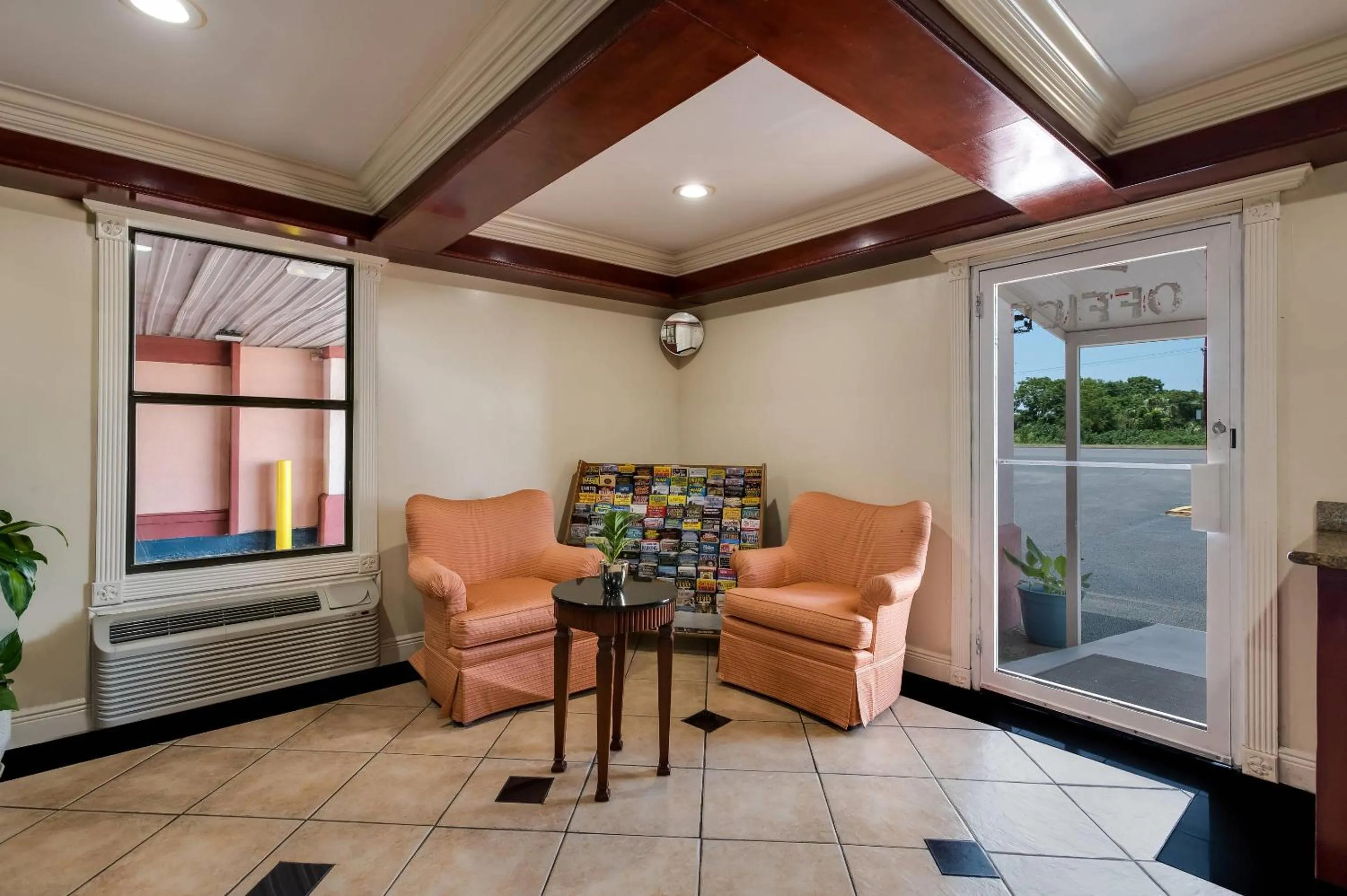 Lobby or reception in Rodeway Inn & Suites New Orleans East