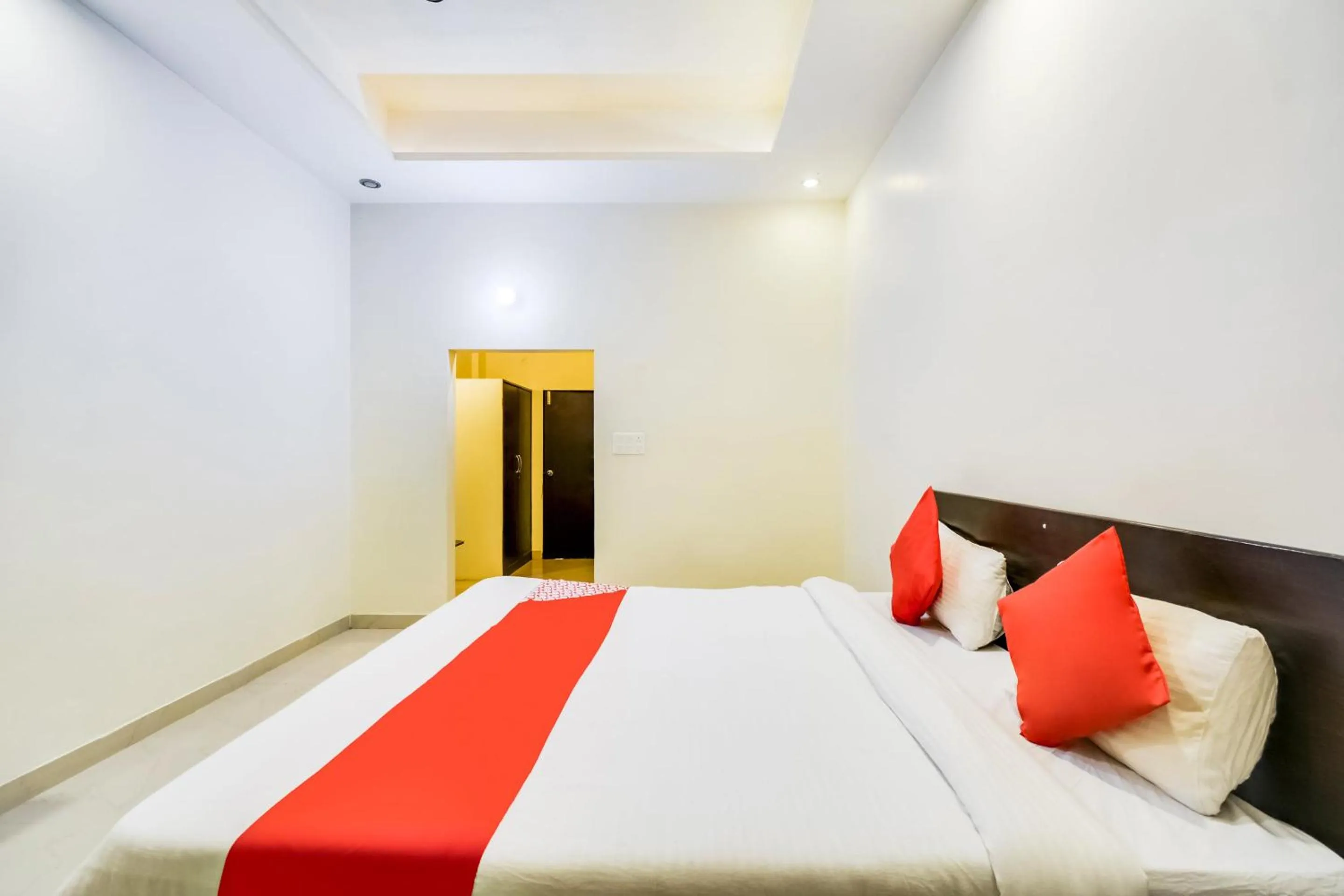 Bedroom in Hotel O The Thar Mid Way Hotel And Restaurant